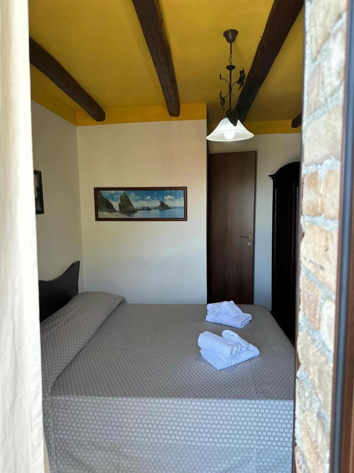 Photo of the whole room, Bed in B&B La Bastia