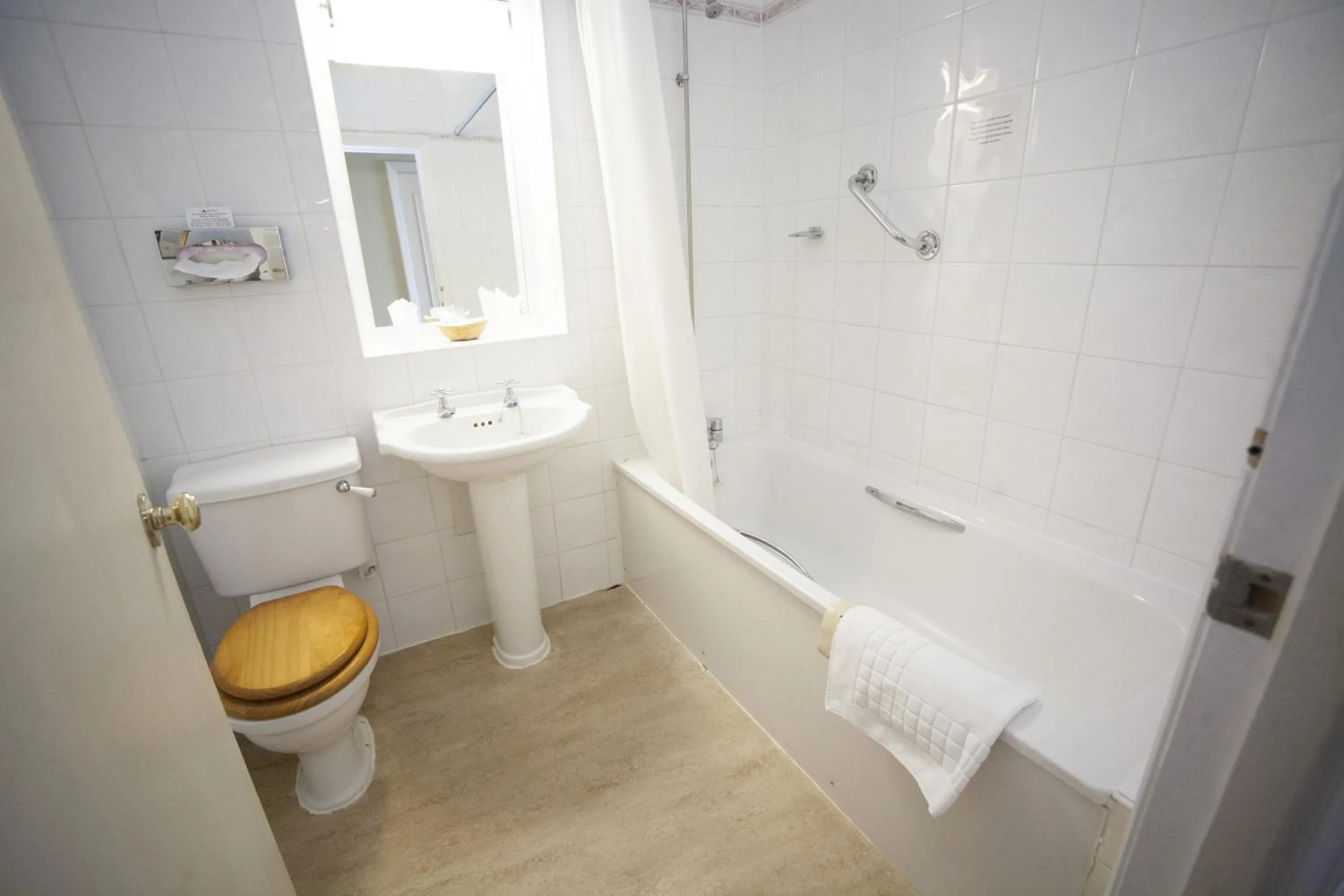 Bathroom in The Lion Hotel Shrewsbury