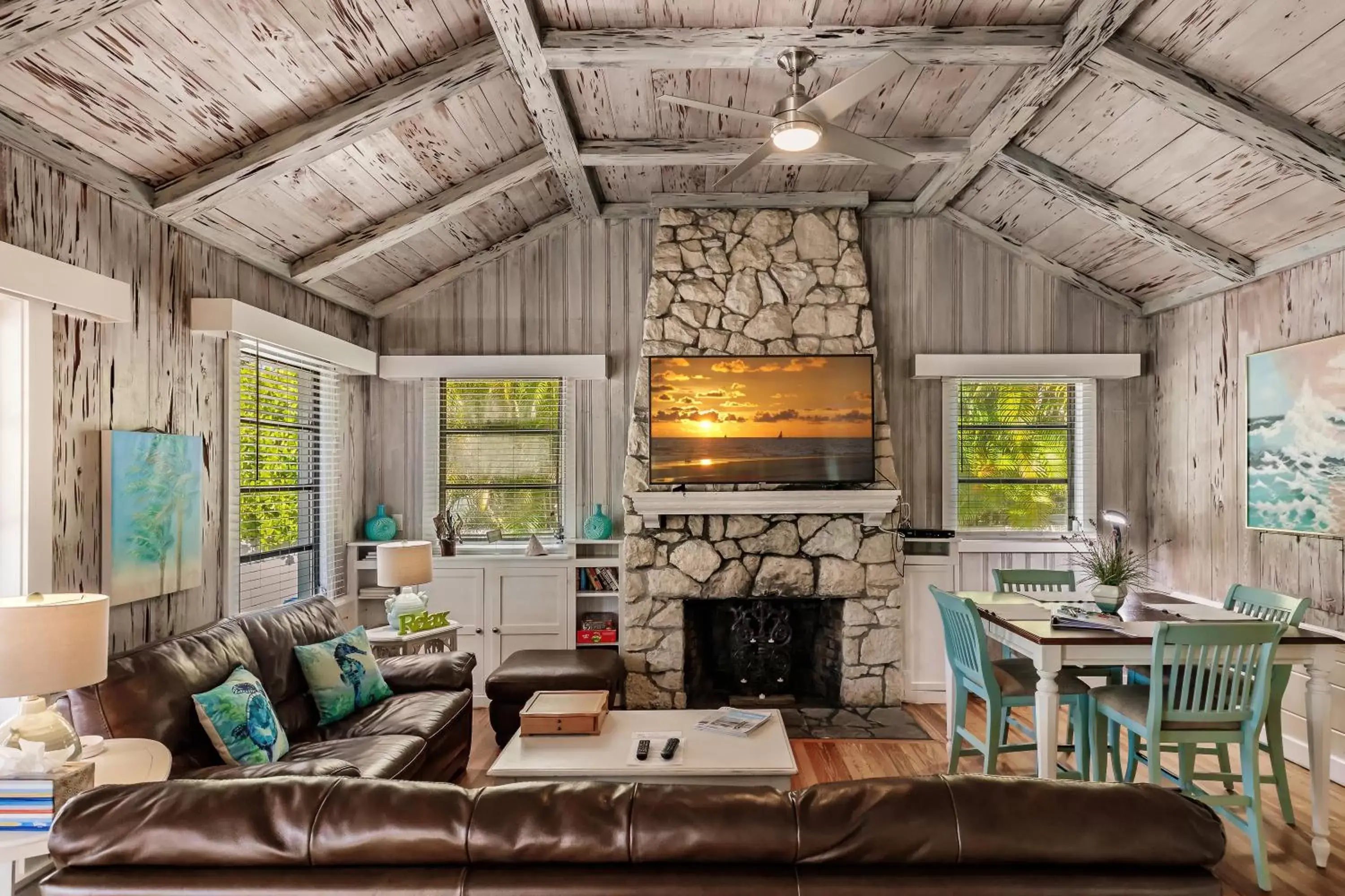 Living room in The Inn on Siesta Key