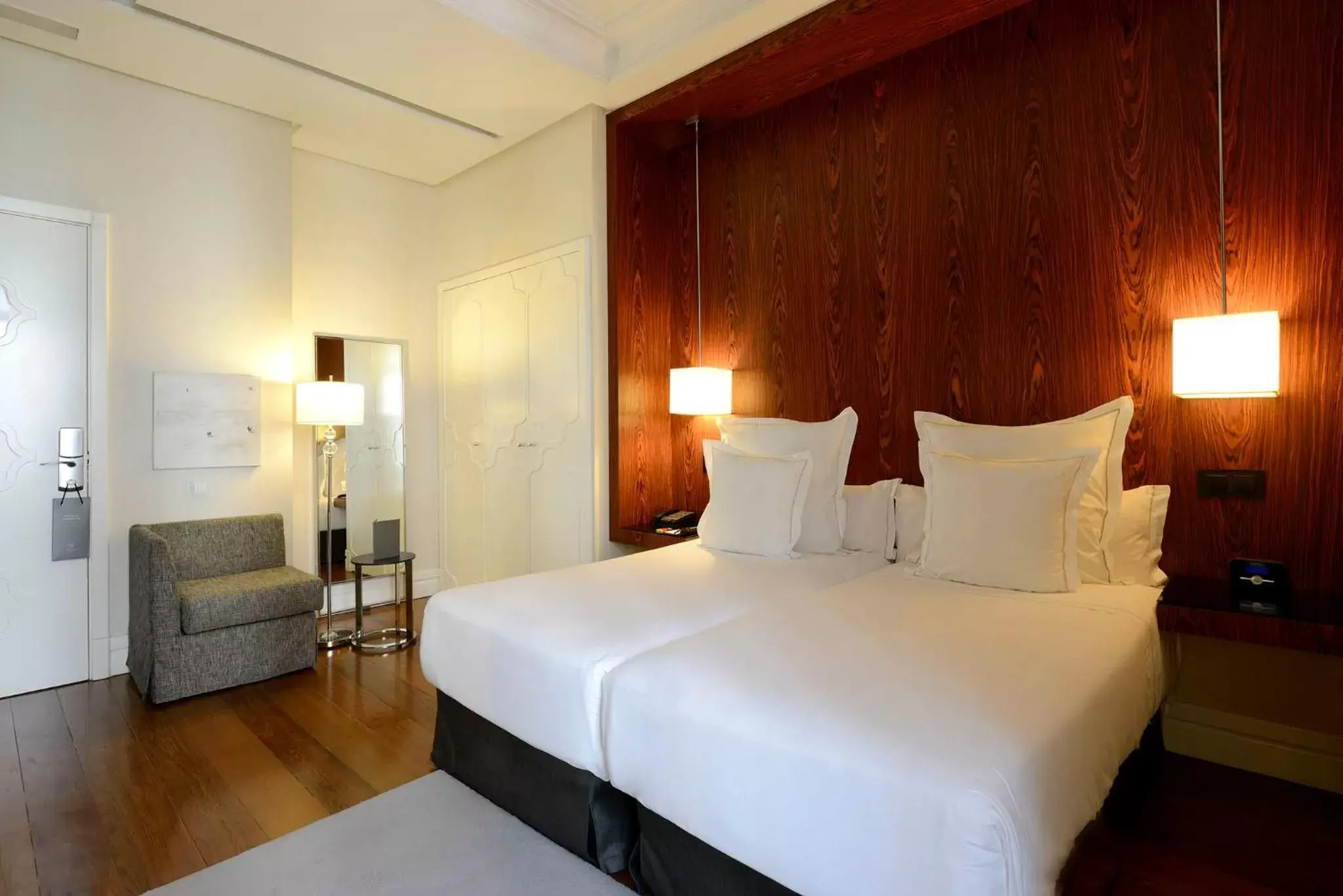 Standard Double Room in Hotel Único Madrid, Small Luxury Hotels