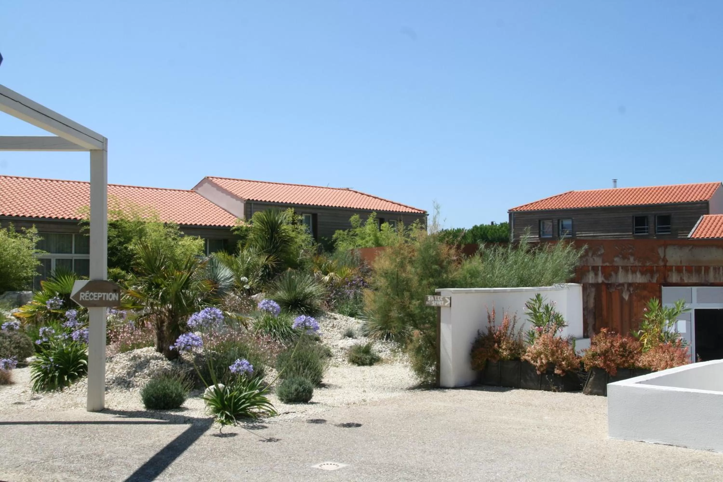 Property Building in Côté Océan Resort