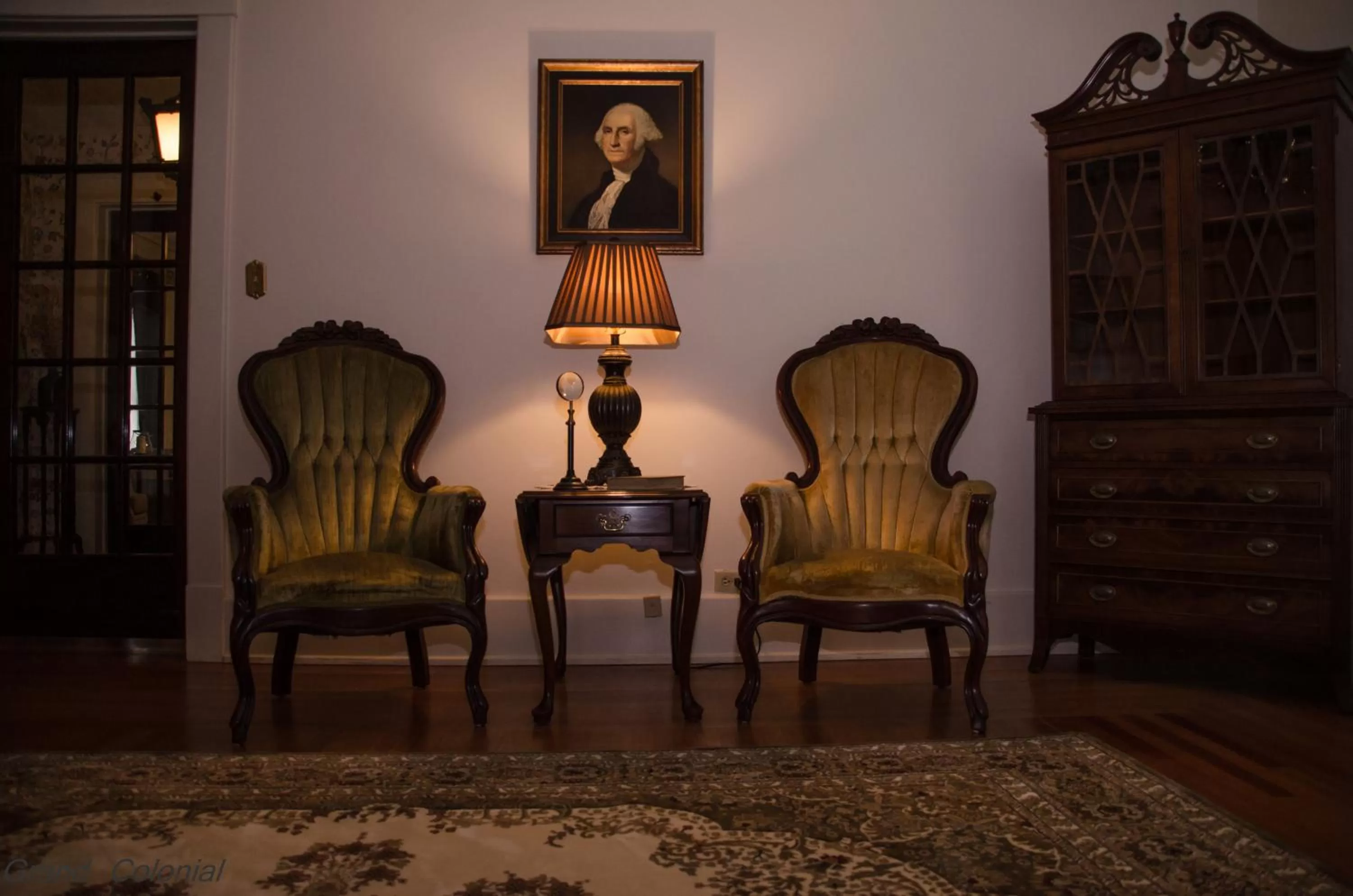 Seating Area in Grand Colonial Bed and Breakfast