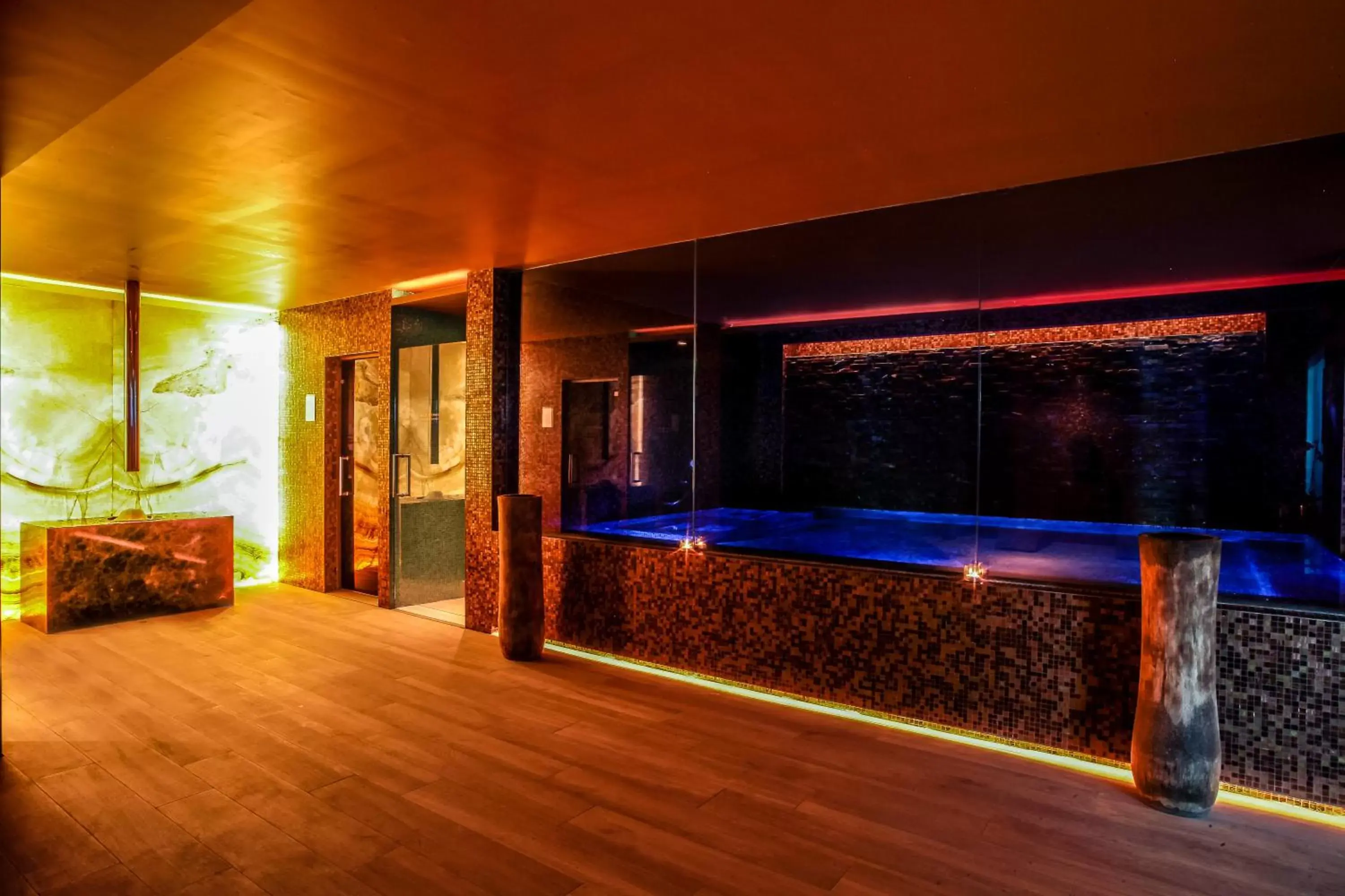 Spa and wellness centre/facilities, Swimming Pool in Hotel Cascais Miragem Health & Spa