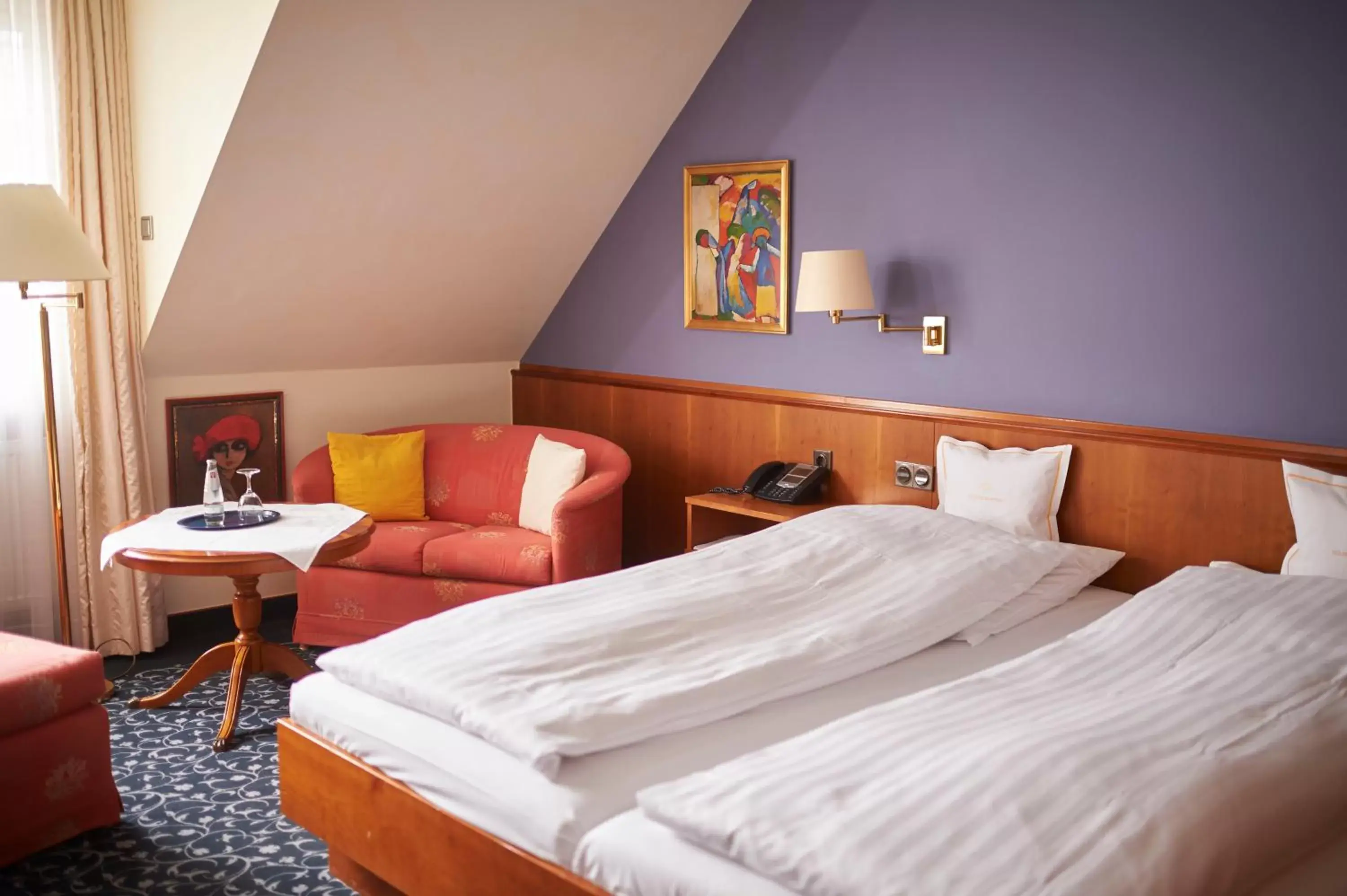 Photo of the whole room, Bed in Romantik Hotel Goldener Karpfen