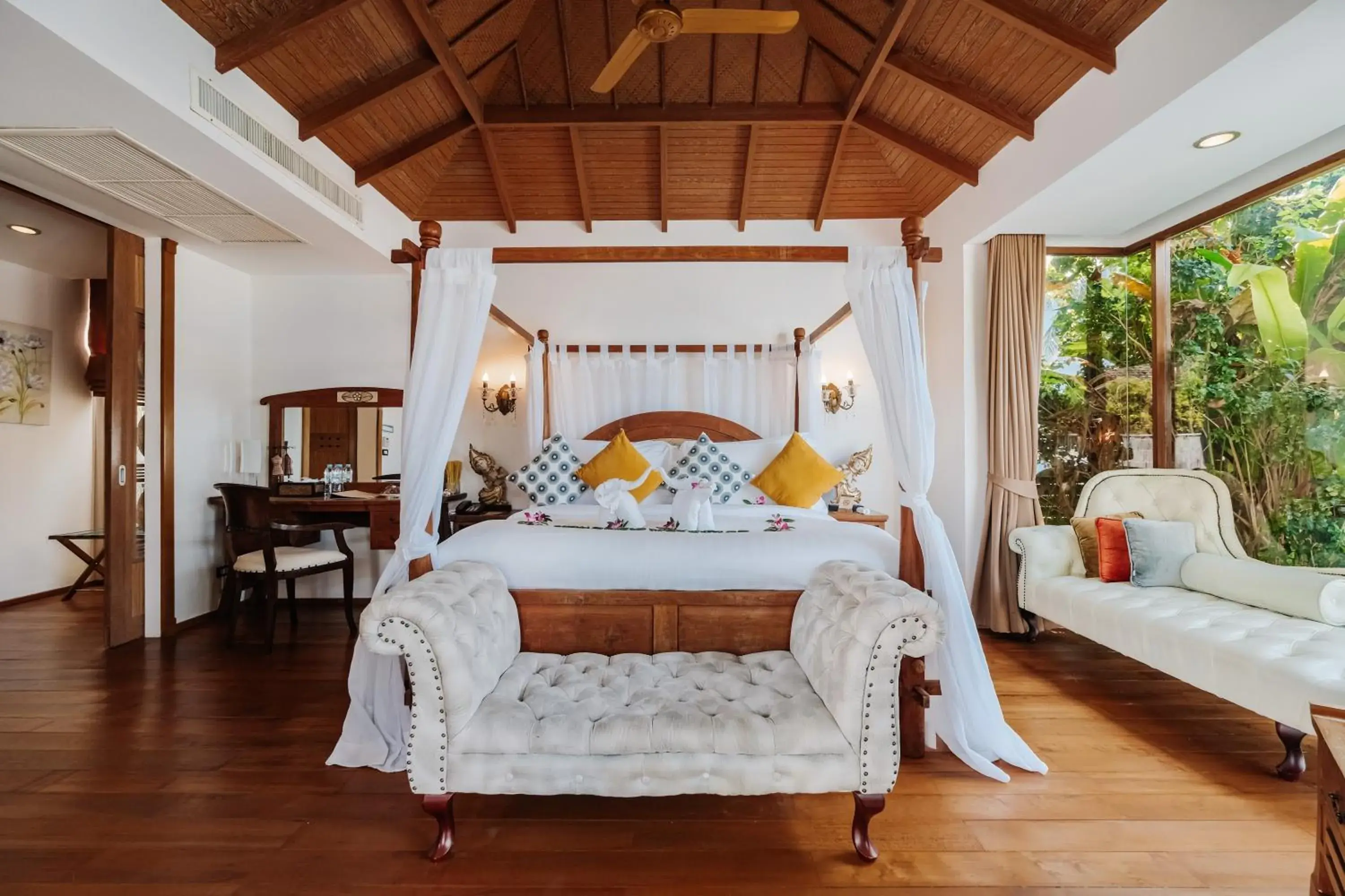 Bed in Tango Luxe Beach Villa, Koh Samui - SHA Extra Plus