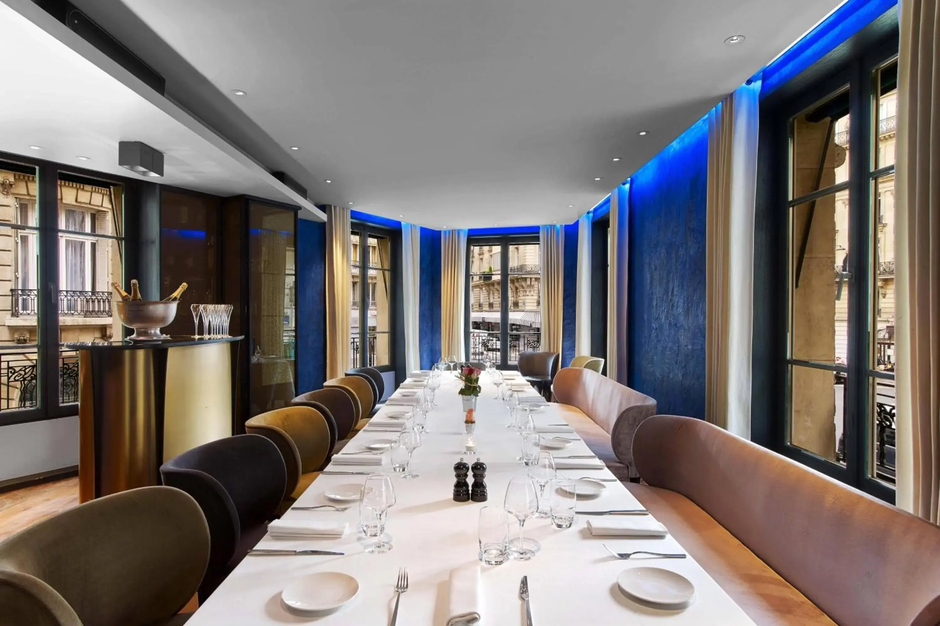 Meeting/conference room, Restaurant/Places to Eat in Le Metropolitan a Tribute Portfolio Hotel Paris