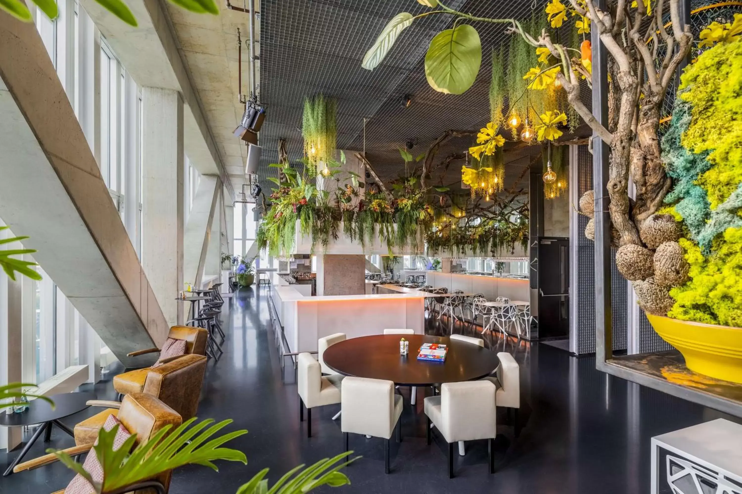Lounge or bar, Restaurant/Places to Eat in nhow Rotterdam