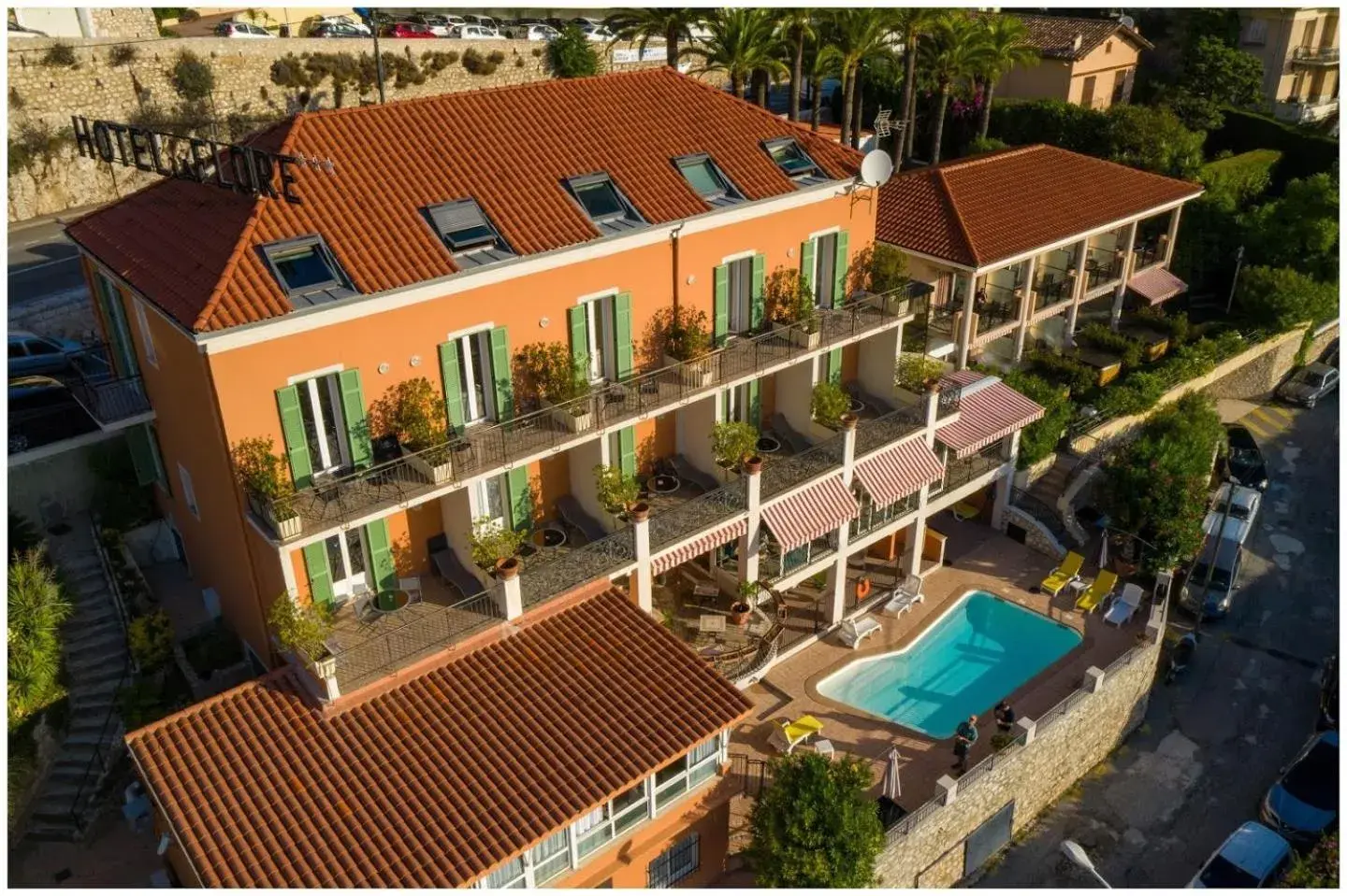 Swimming pool, Bird's-eye View in Hôtel La Flore