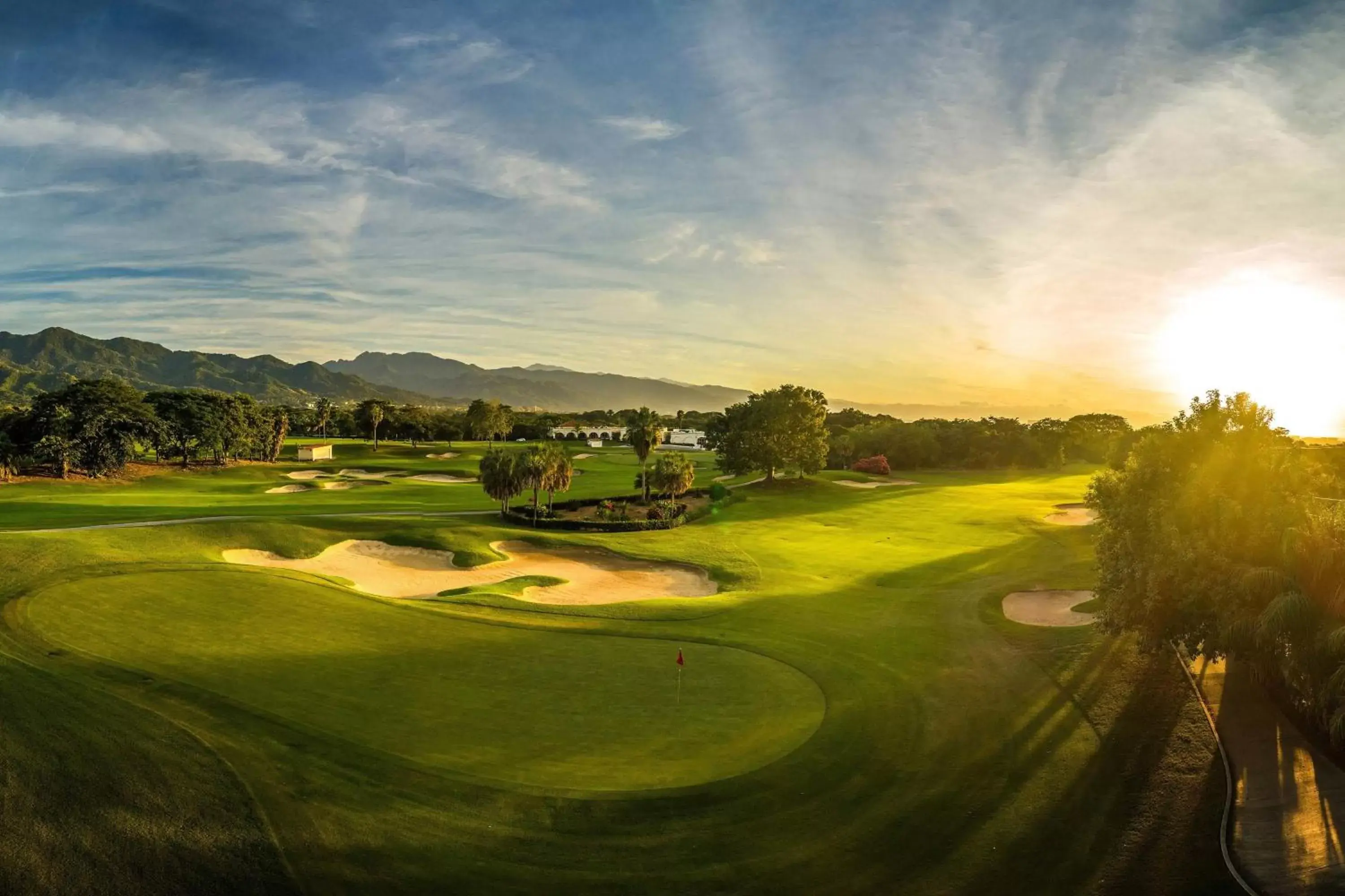 Golfcourse, Golf in Sheraton Buganvilias Resort & Convention Center