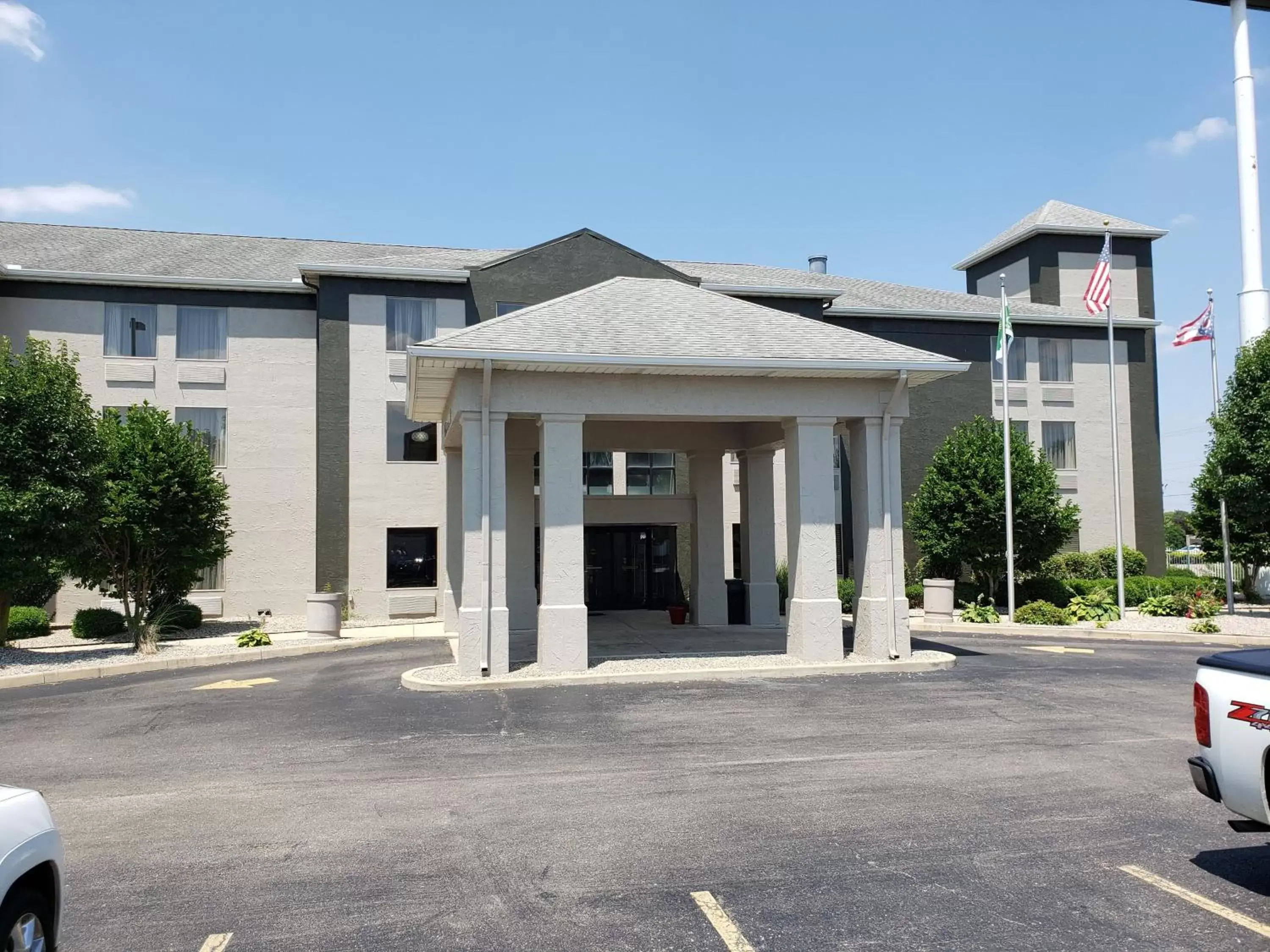 Property Building in Comfort Inn & Suites Tipp City - I-75