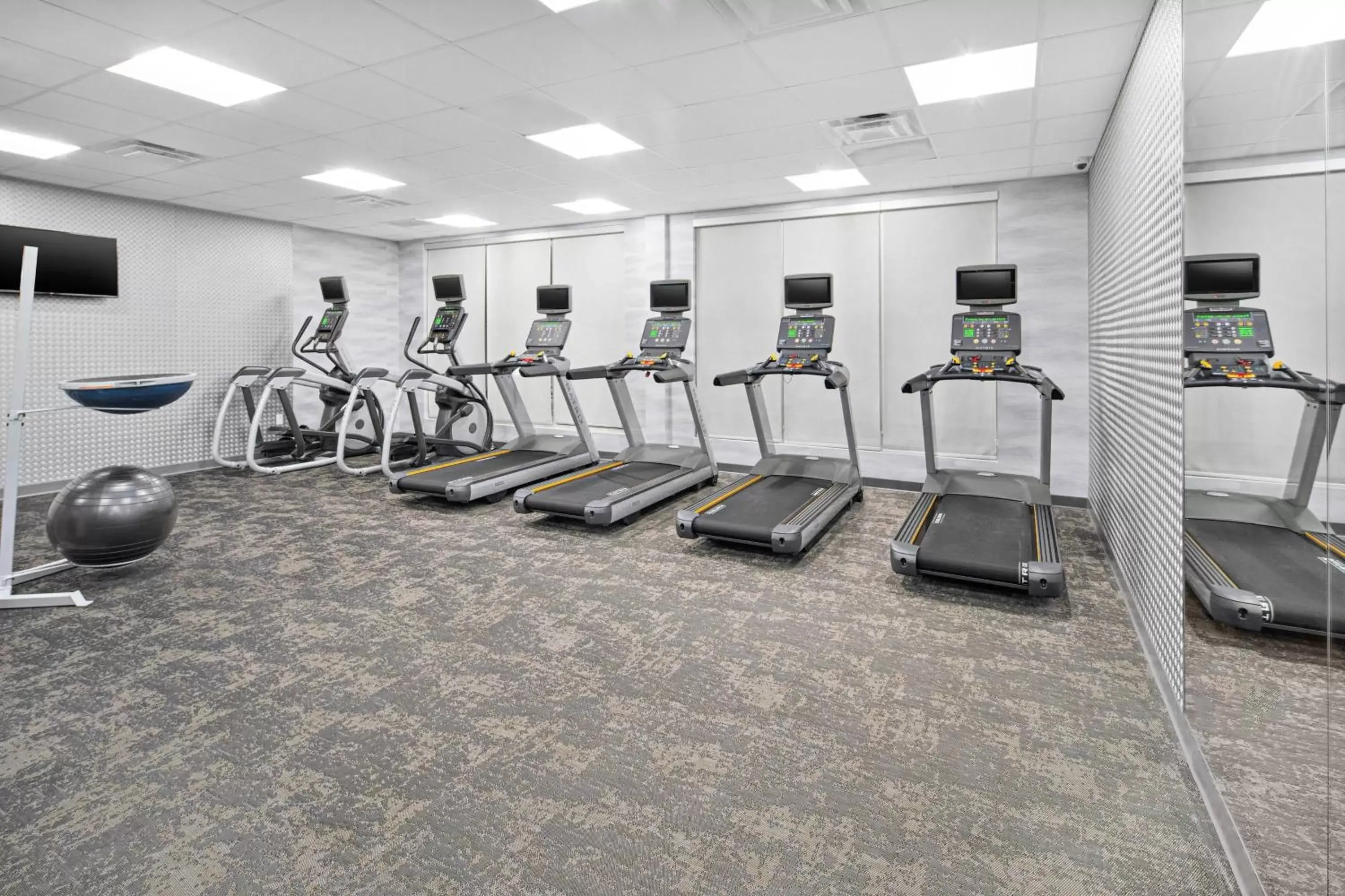 Fitness centre/facilities, Fitness Center/Facilities in Fairfield Inn & Suites Columbus New Albany