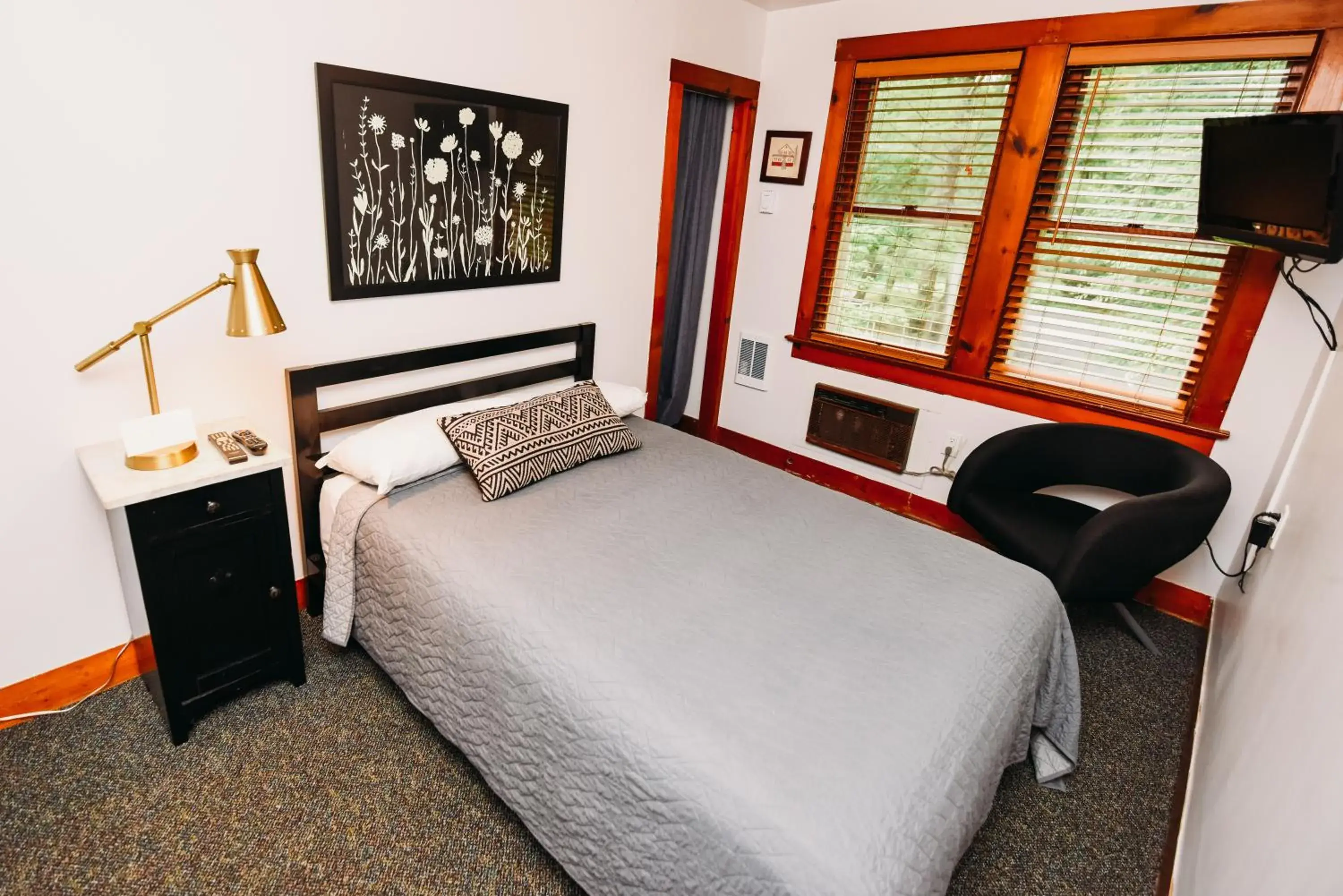 Bed in Rainbow Mountain Resort - LGBTQ Friendly