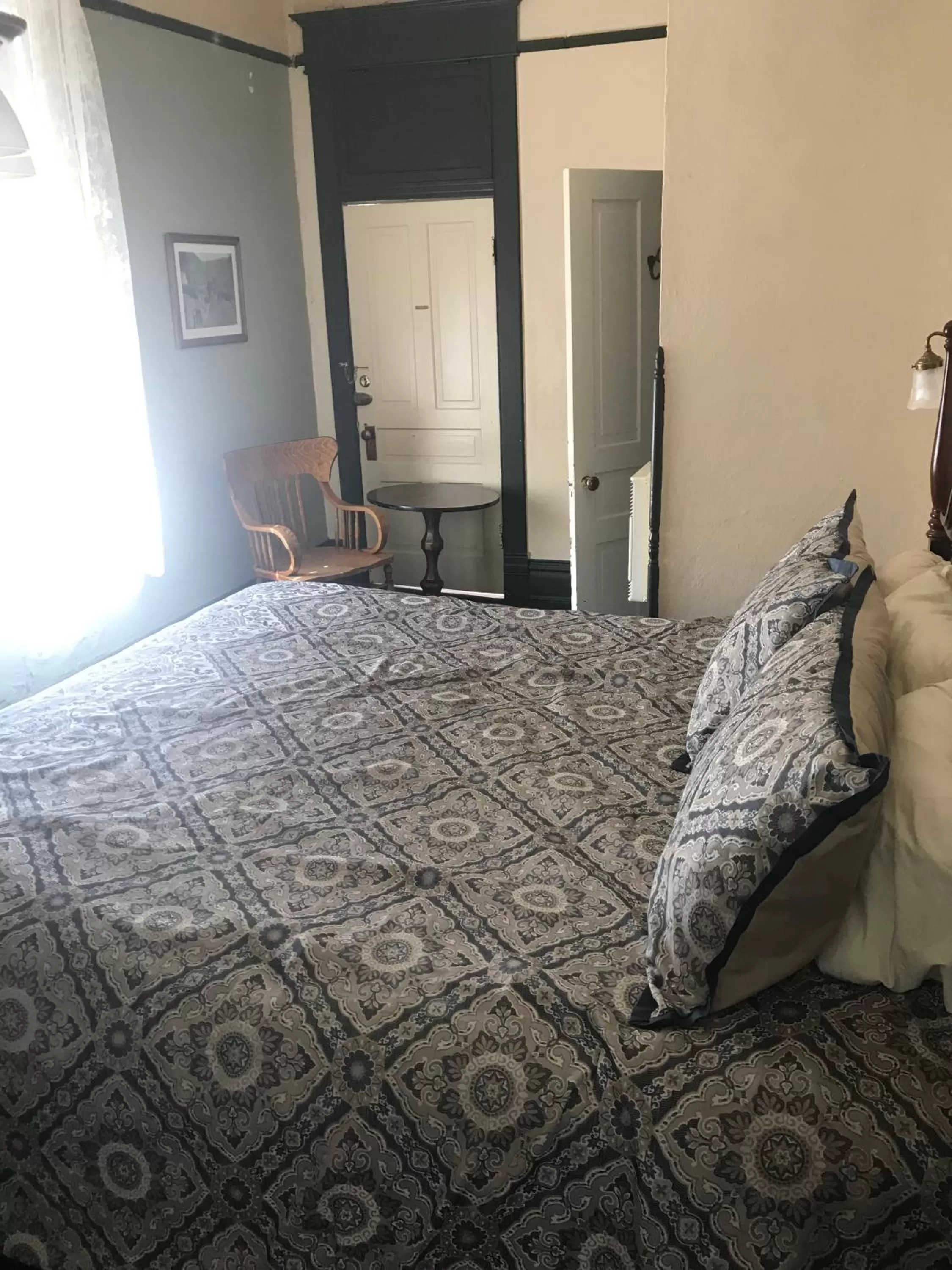 Suite in Historic Franklin Hotel