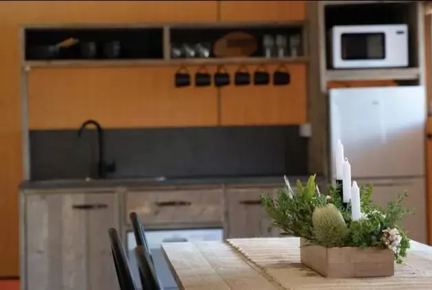 Kitchen/Kitchenette in Ballina Beach Nature Resort