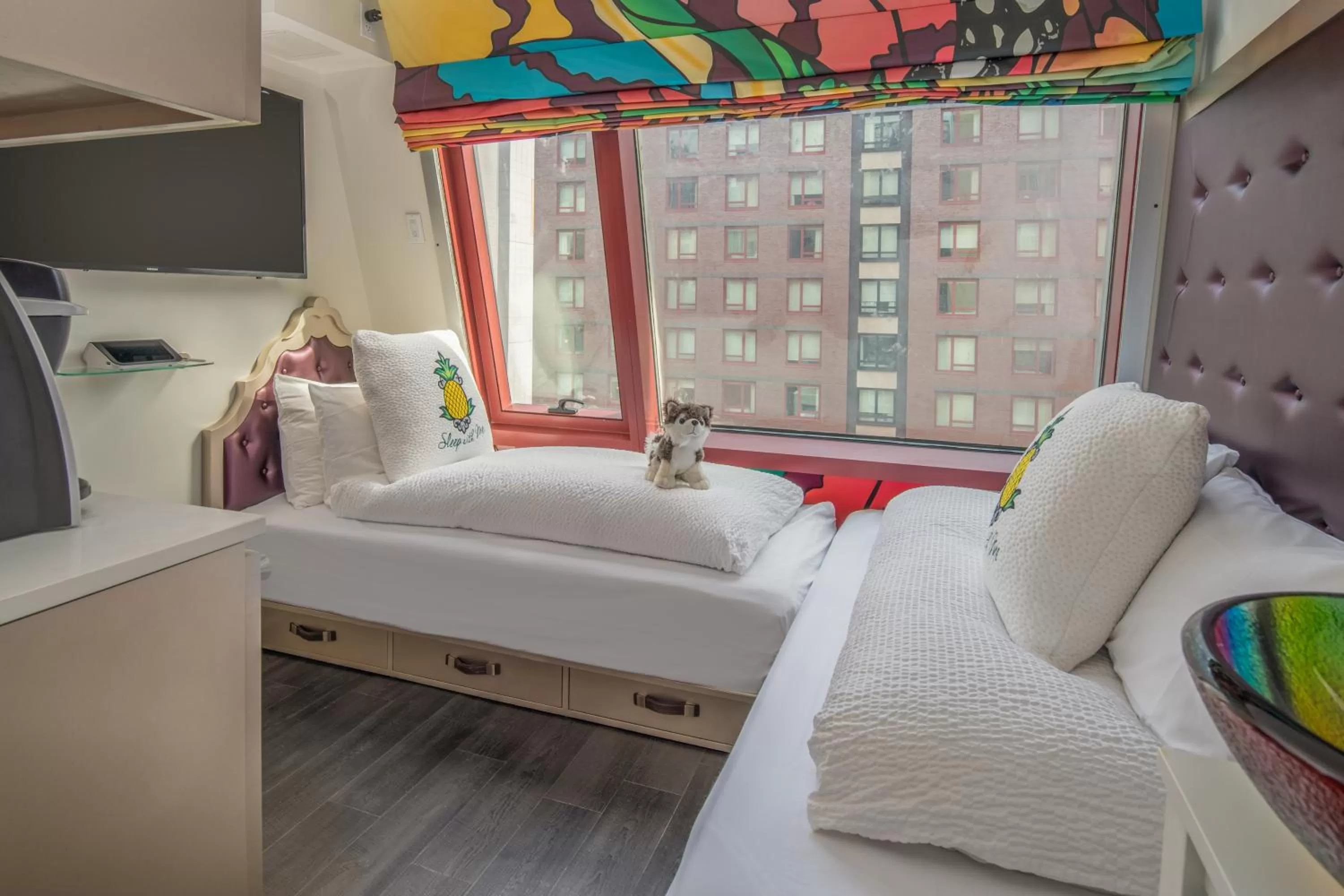 Photo of the whole room, Bed in Staypineapple, An Artful Hotel, Midtown New York