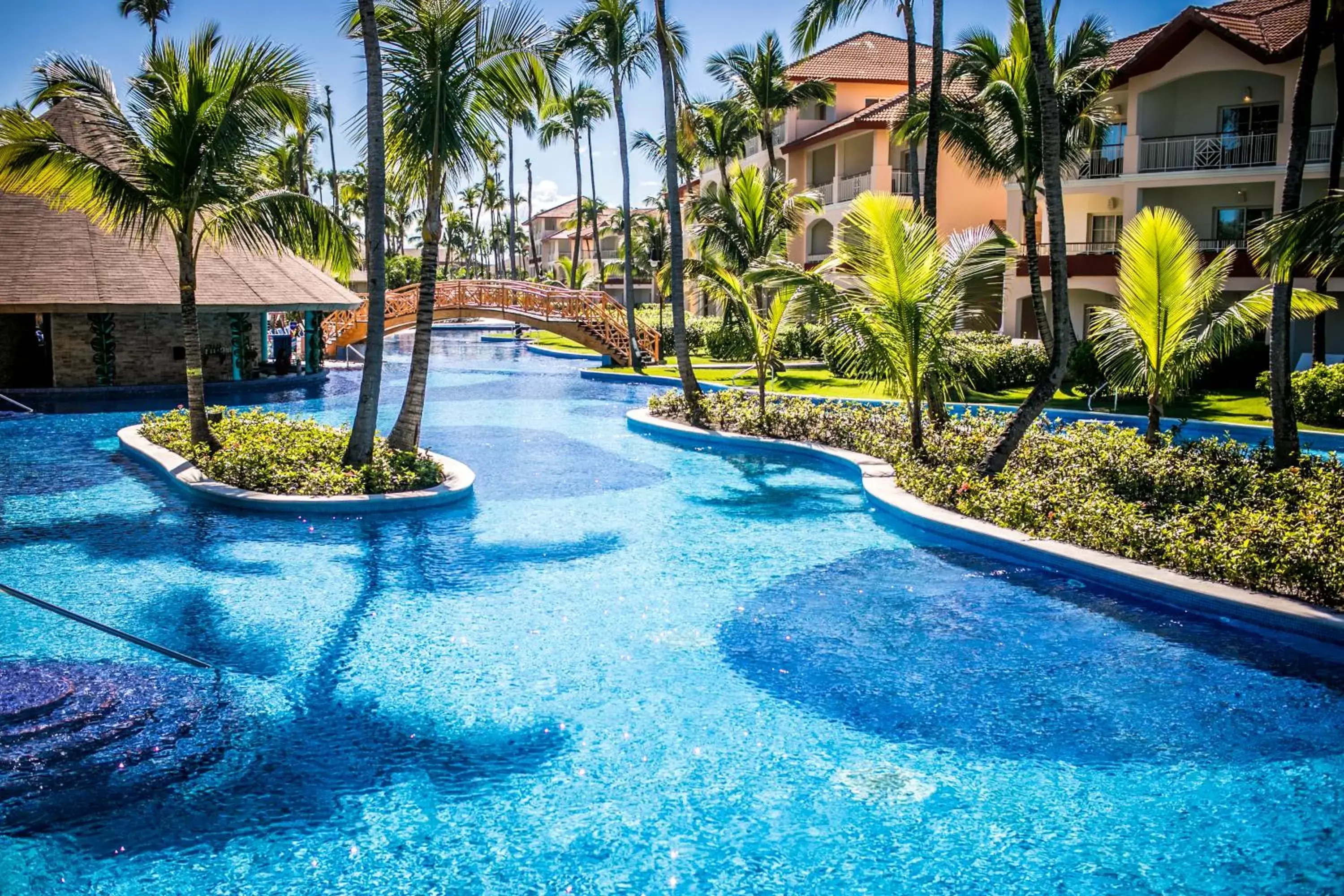 Swimming pool in Majestic Colonial Punta Cana - All Inclusive Swimming pool in Majestic Colonial Punta Cana - All Inclusive