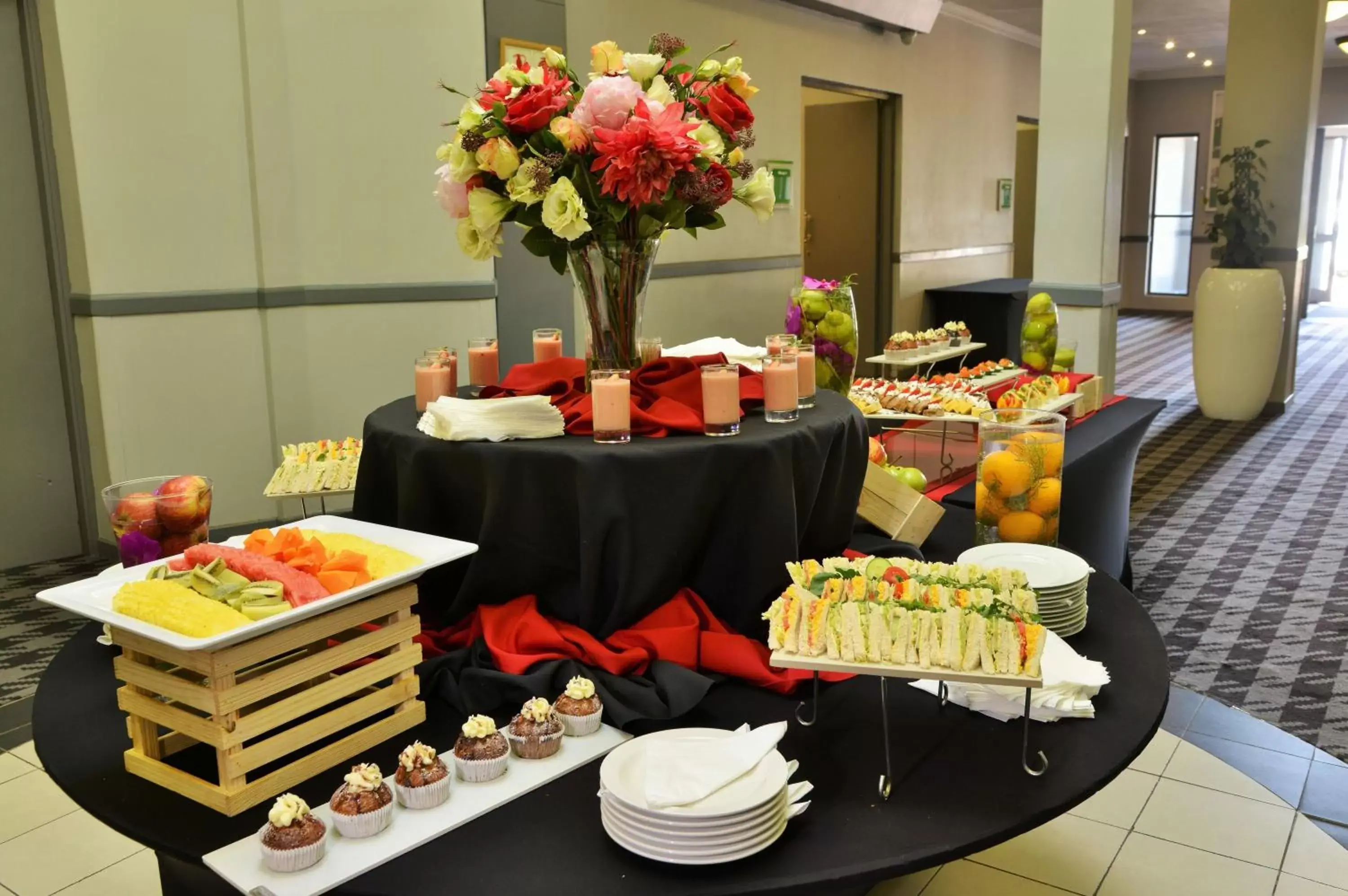 Meeting/conference room, Food in Holiday Inn Johannesburg Airport, an IHG Hotel