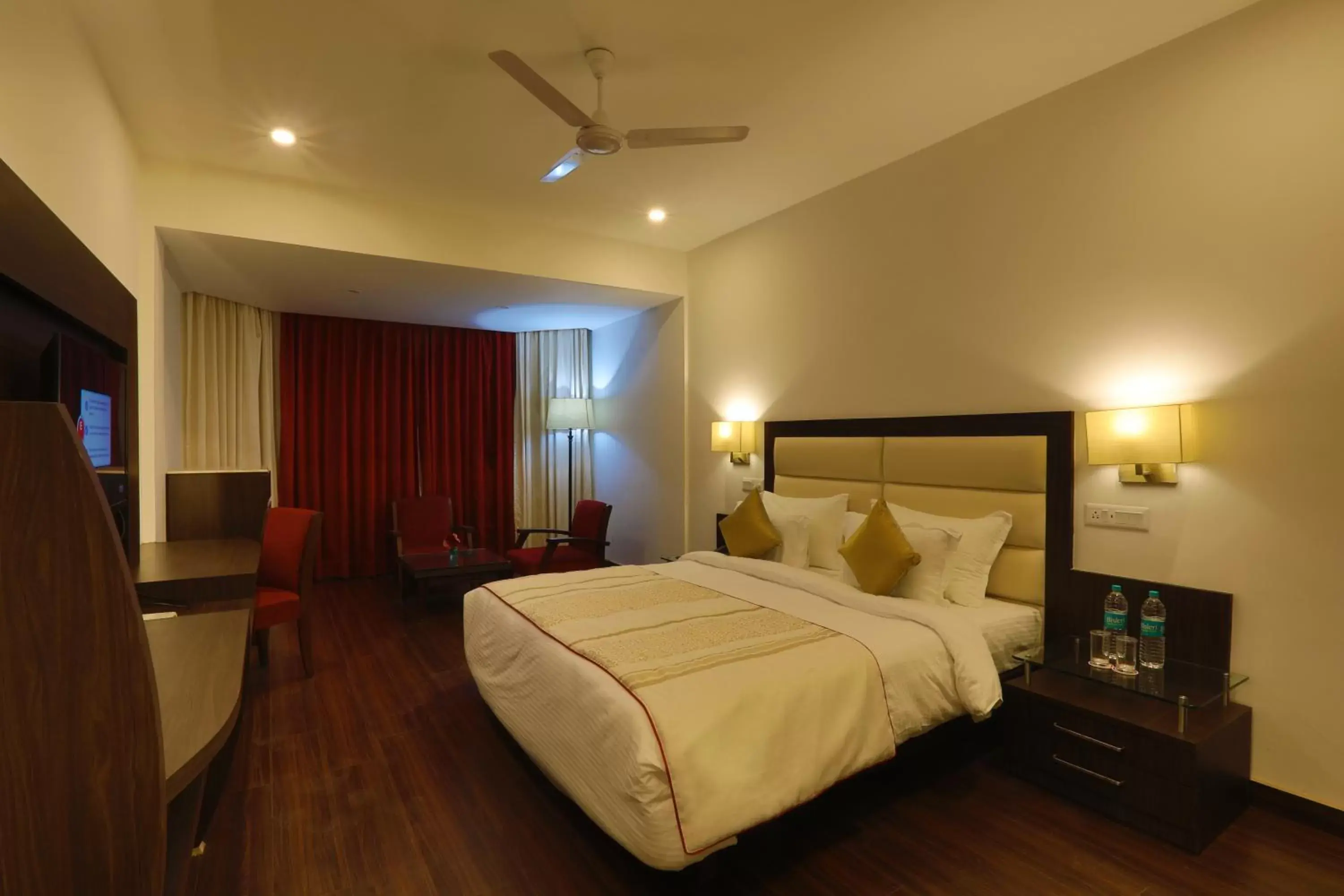 Bed in Hotel Natraj Rishikesh