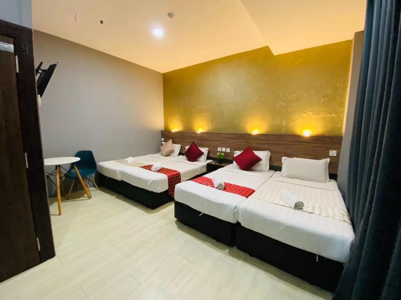 Bedroom, Bed in DJ Citi Point Hotel