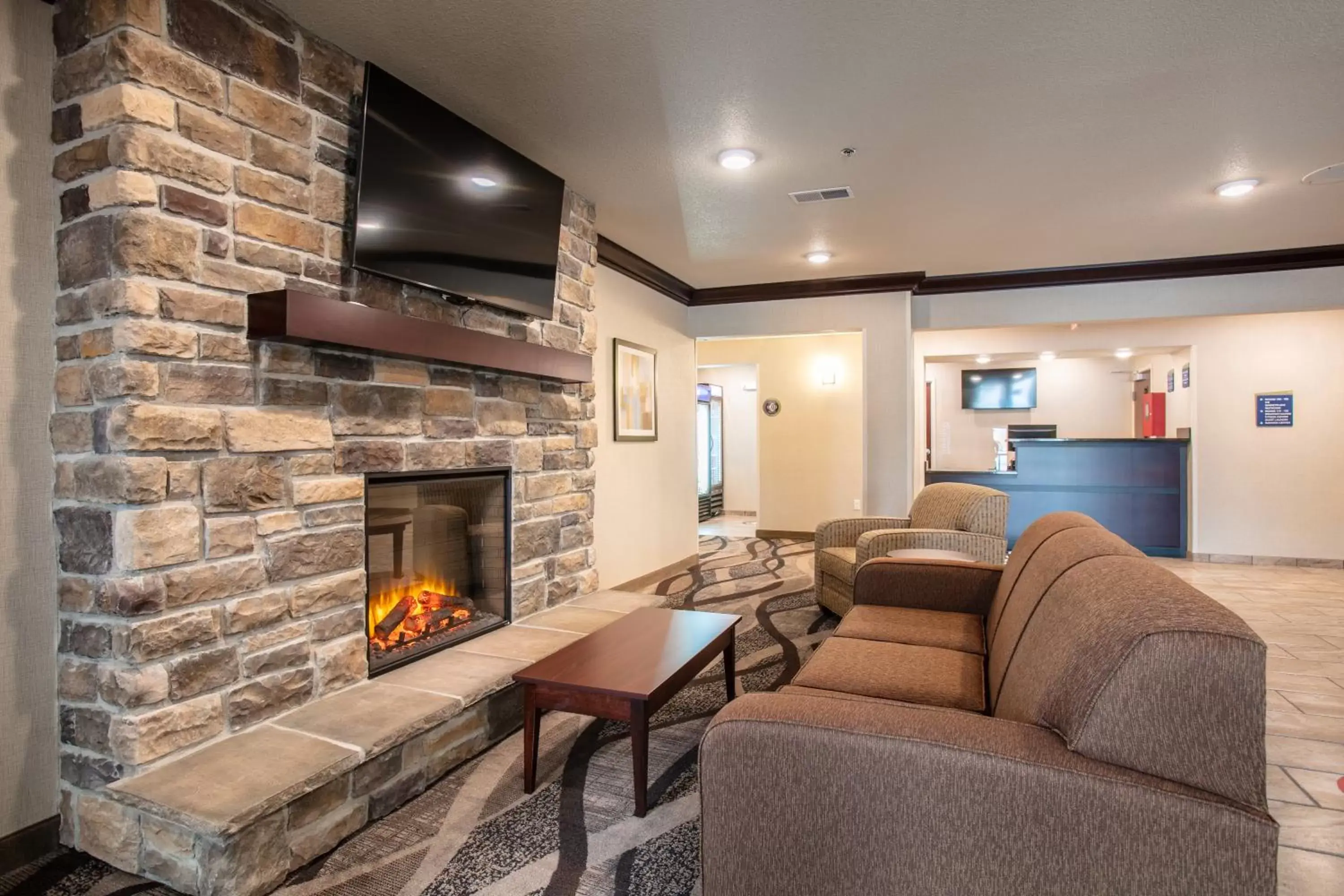 Lobby or reception, Seating Area in Cobblestone Inn & Suites - Pine Bluffs