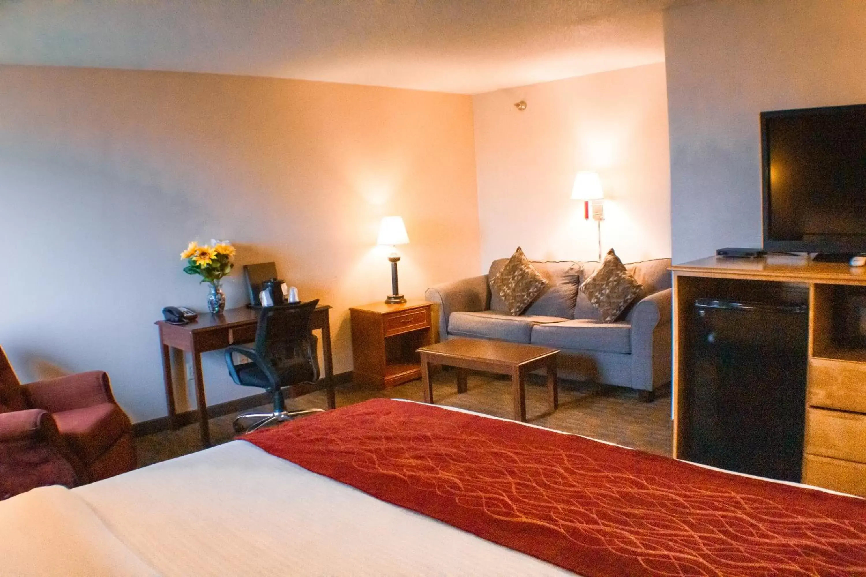 Bed in Victorian Inn & Suites-York