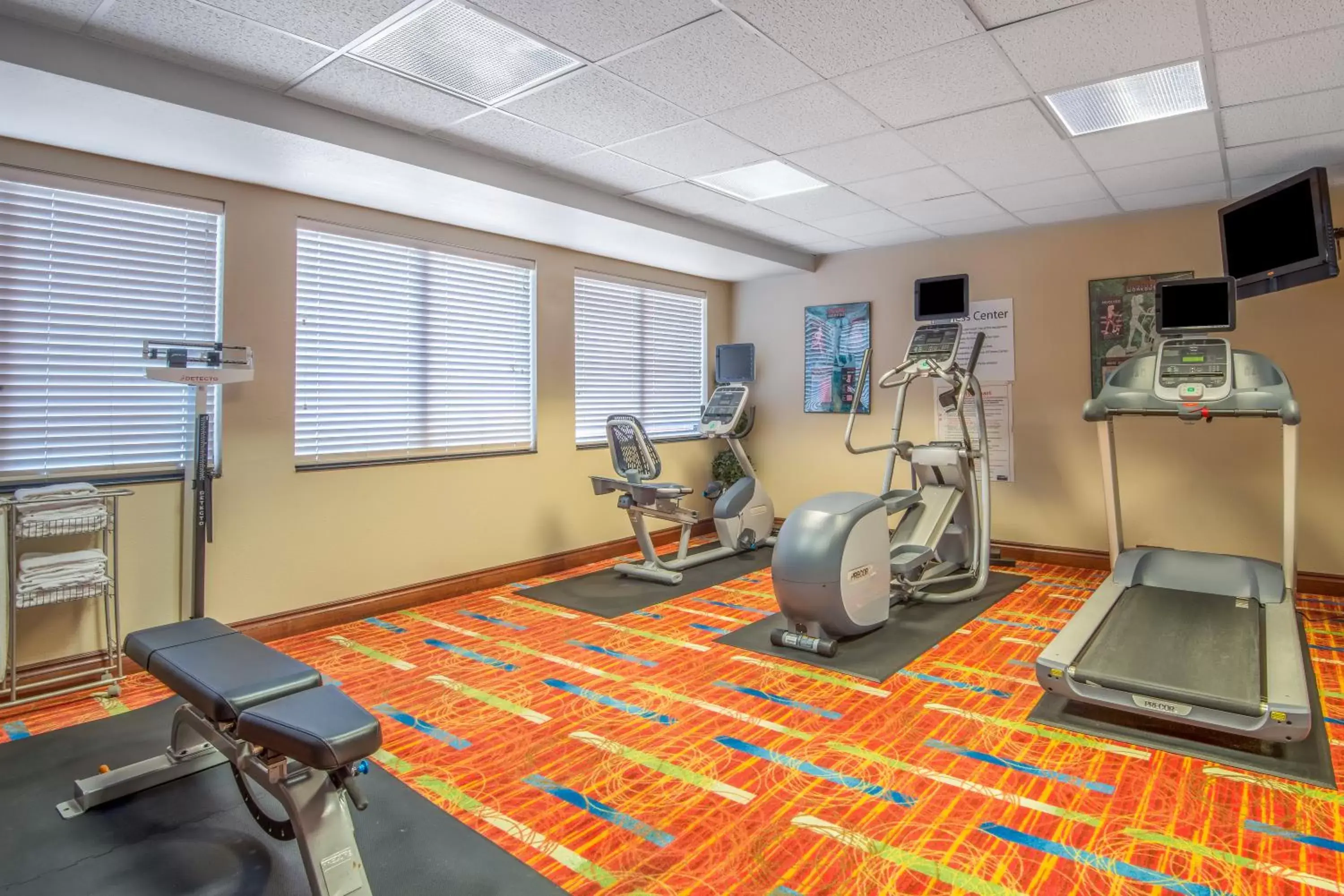 Spa and wellness centre/facilities, Fitness Center/Facilities in Holiday Inn Express Enid-Highway 412, an IHG Hotel