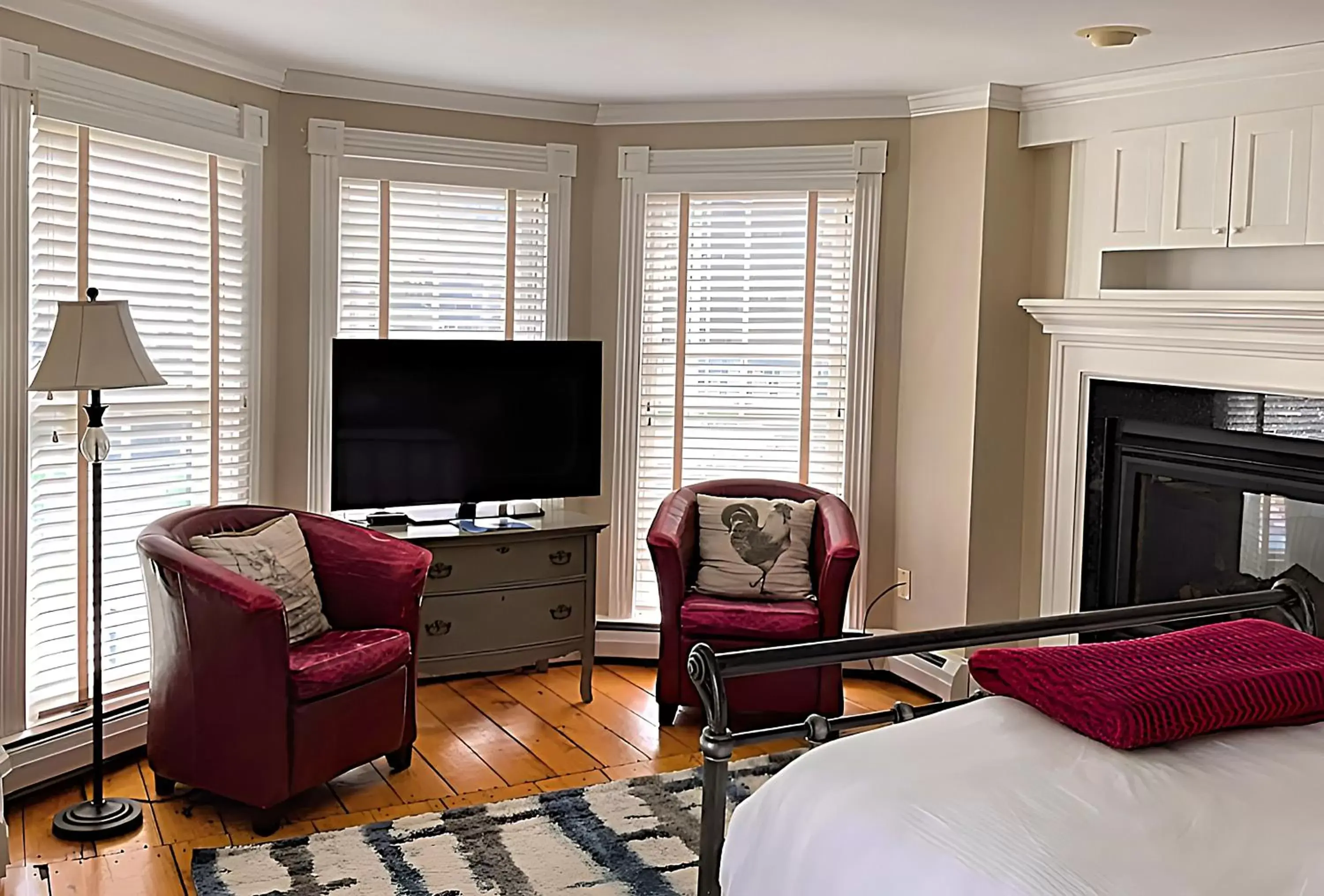 Seating Area in Four Columns Inn