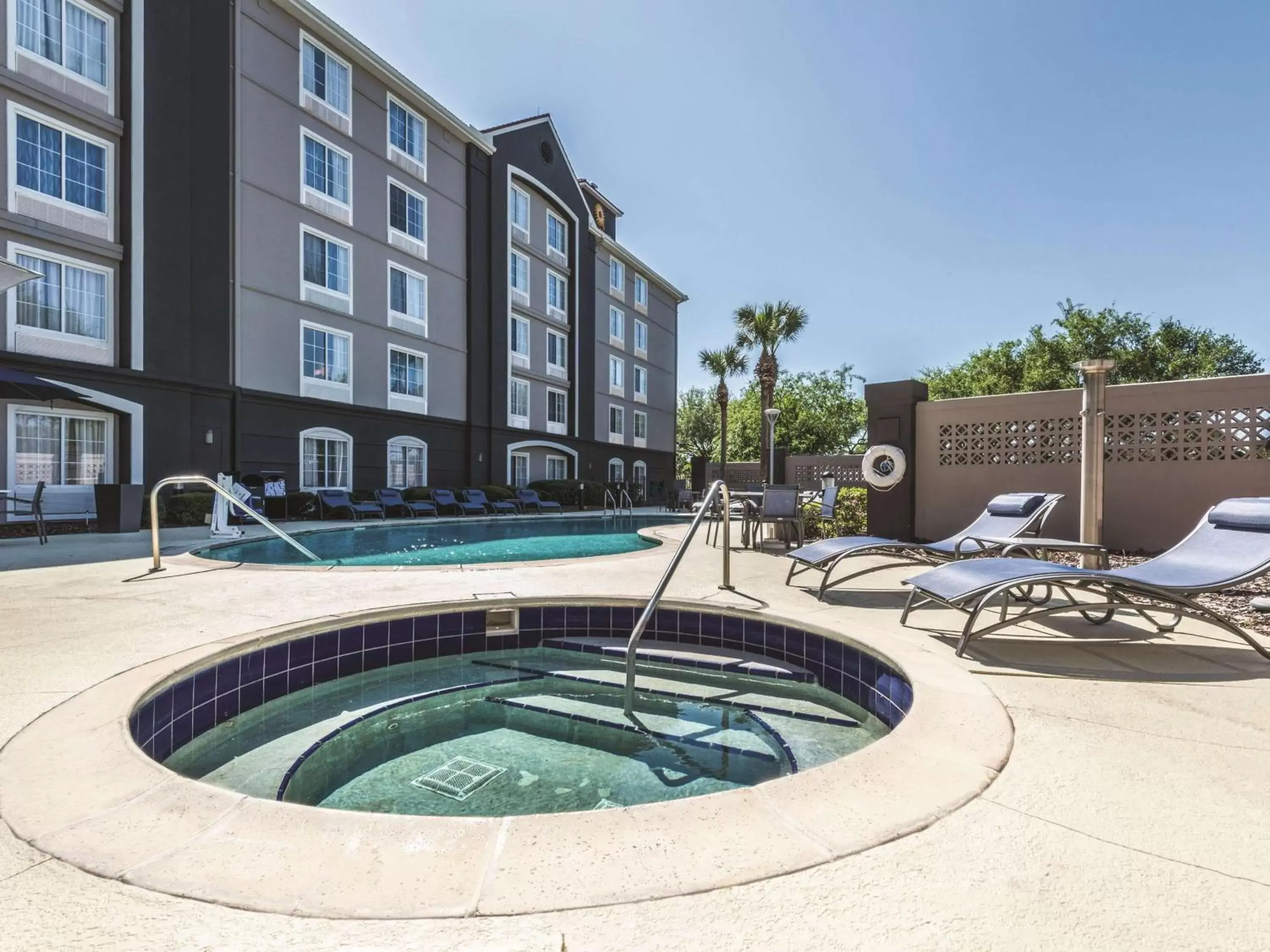 Pool view, Swimming Pool in La Quinta by Wyndham Orlando Lake Mary