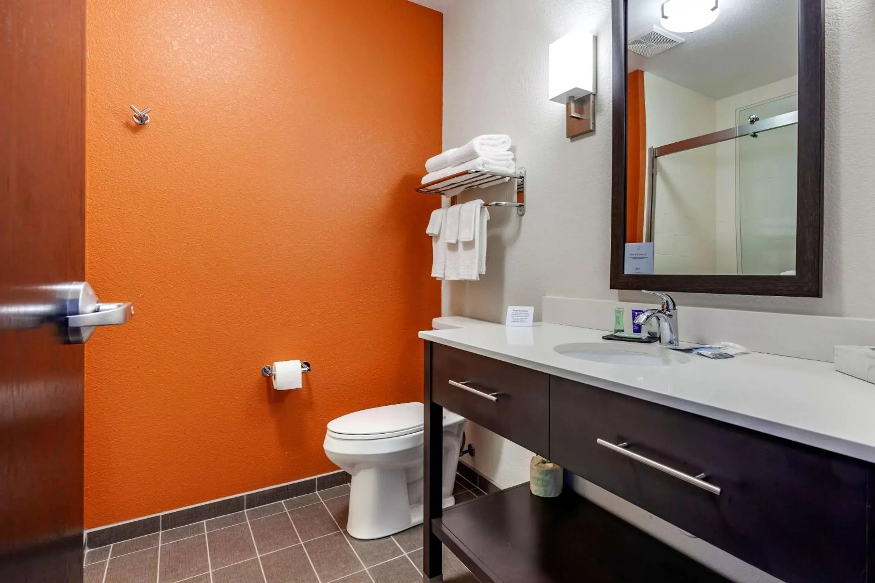 Bathroom in Sleep Inn & Suites Lancaster-Platteville