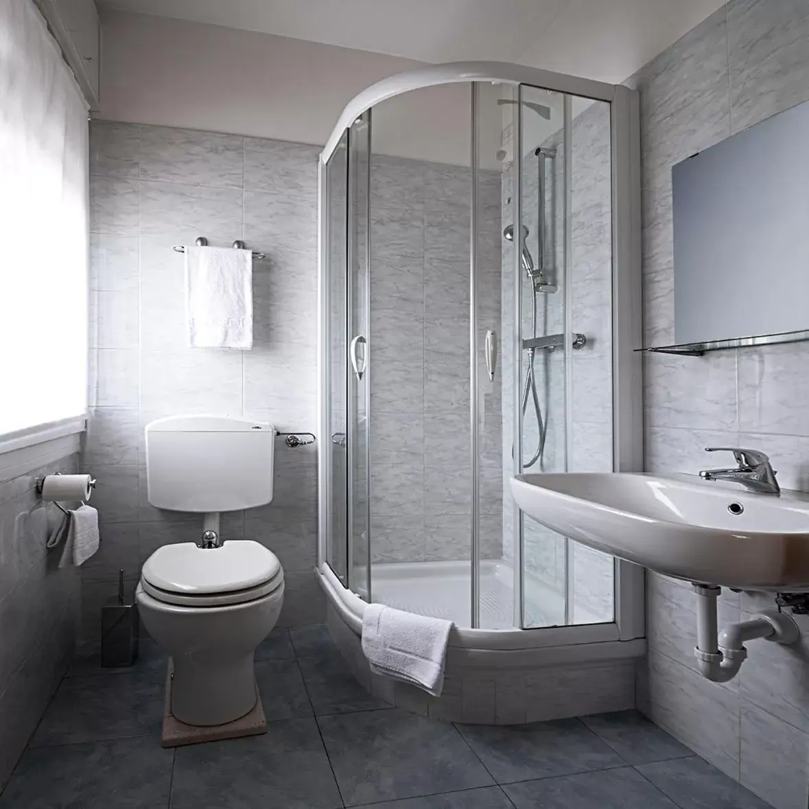 Bathroom in Treviso Rooms