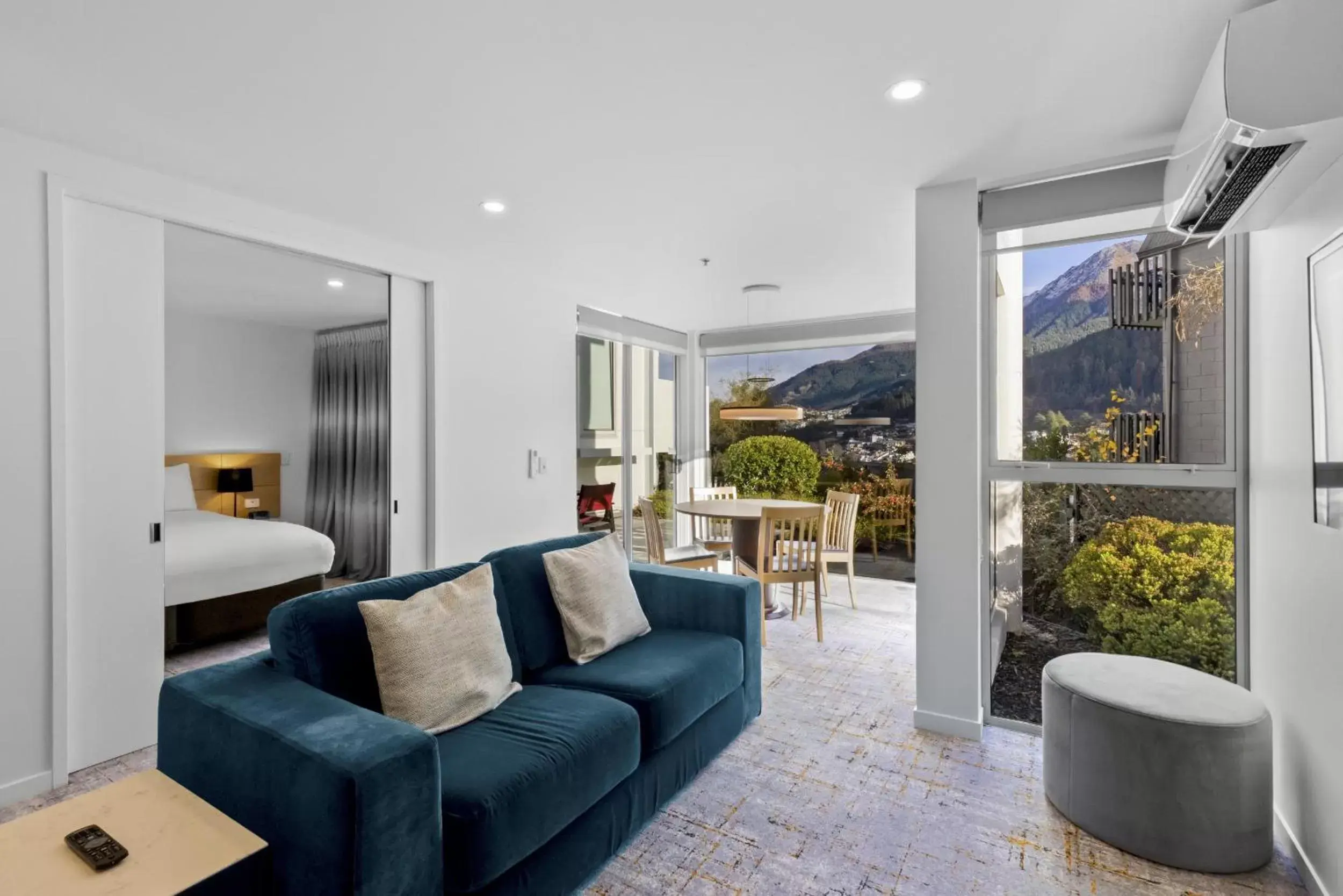 View (from property/room), Seating Area in Scenic Suites Queenstown