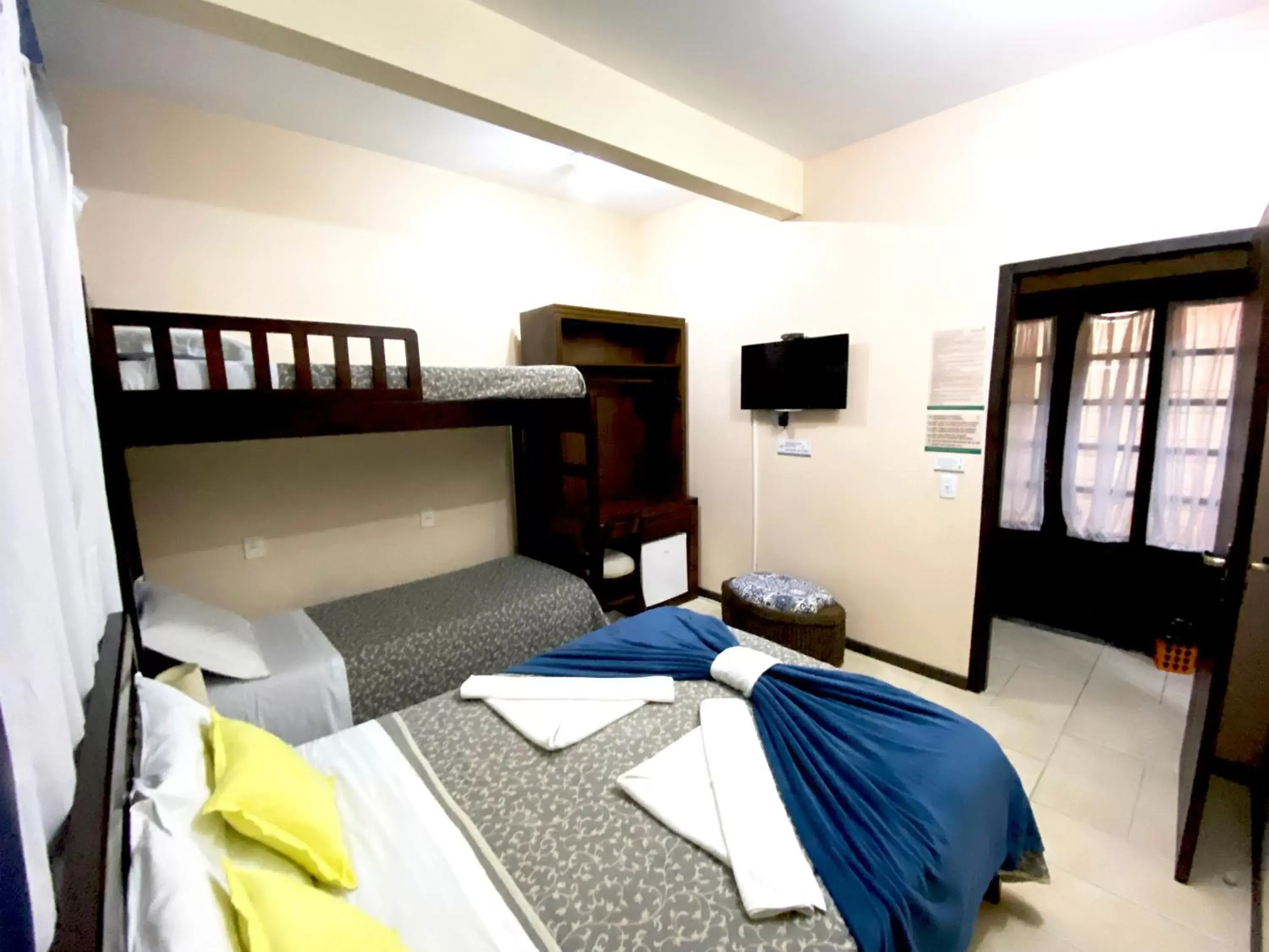 Two-Bedroom Suite in Pousada Canasvieiras Two-Bedroom Suite in Pousada Canasvieiras