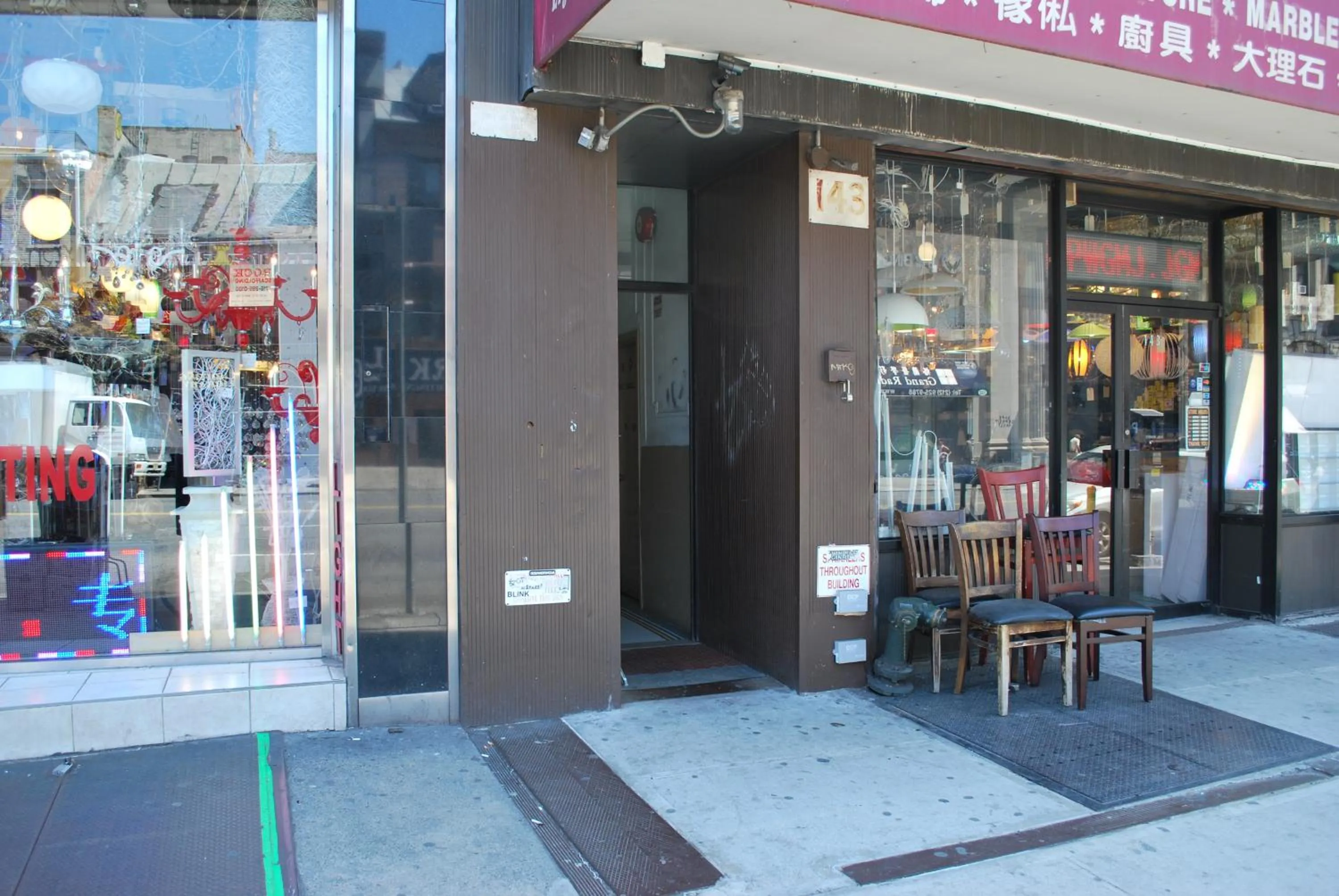 Facade/entrance in Bowery Grand Hotel