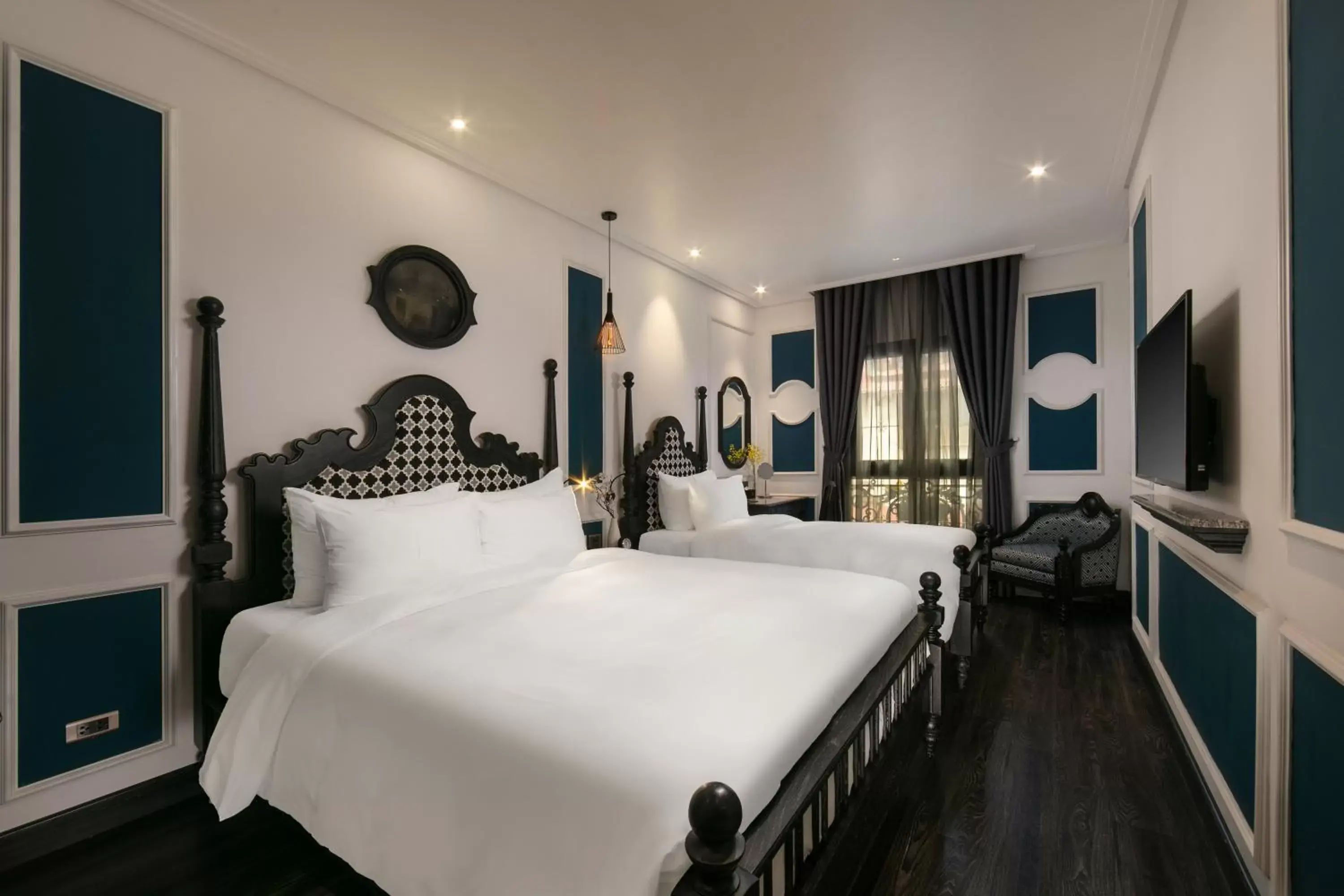 Photo of the whole room, Bed in Hanoi Esplendor Hotel and Spa