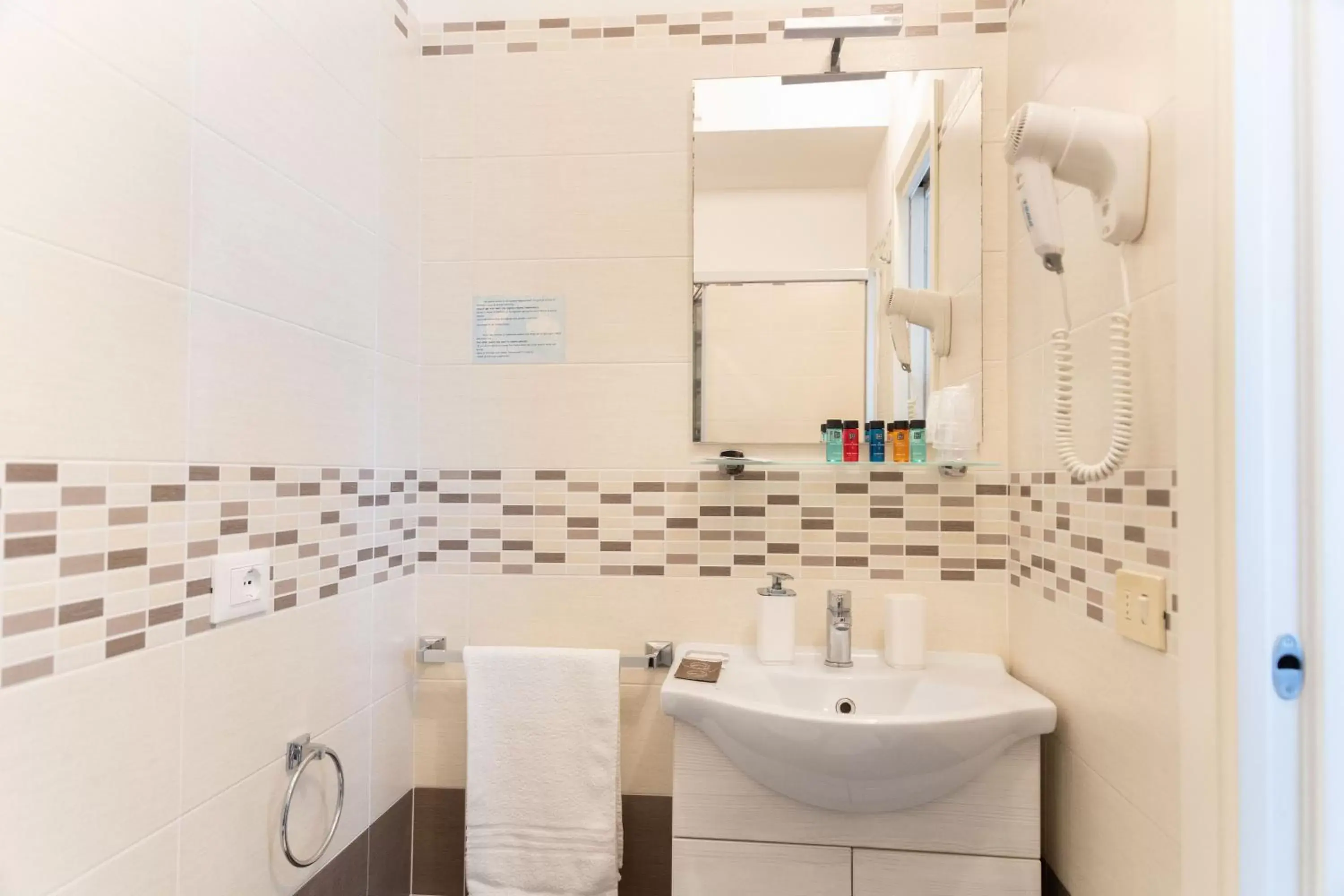 Bathroom in Hotel Edelweiss Riccione
