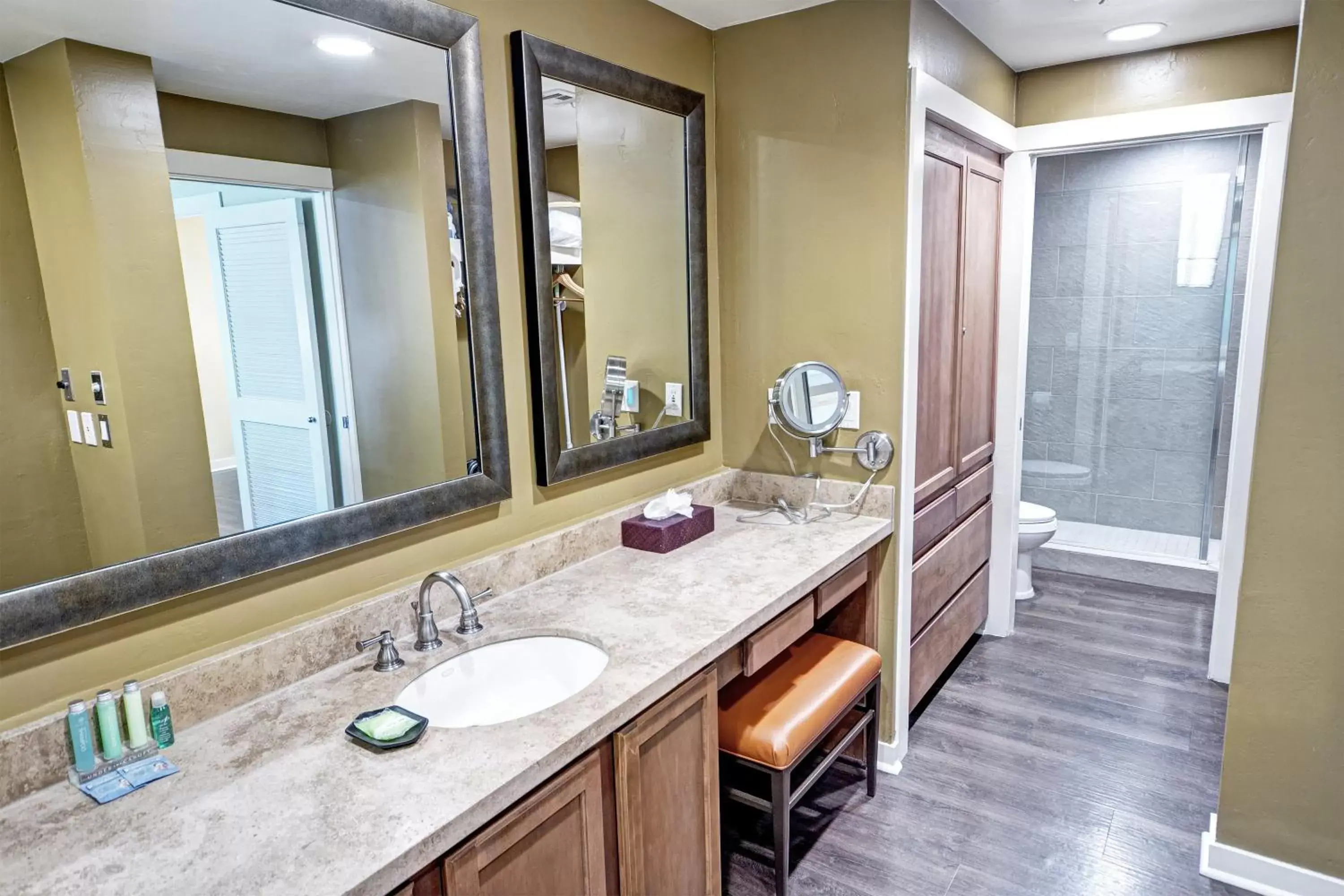 Bathroom in Orange Tree Resort