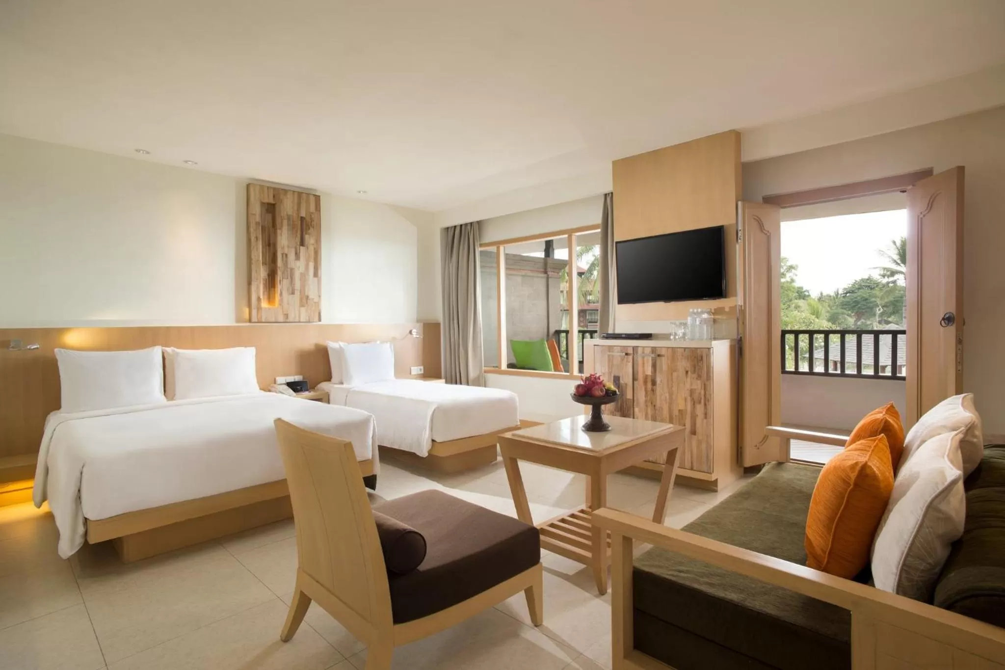 Photo of the whole room, Bed in Holiday Inn Resort Baruna Bali by IHG