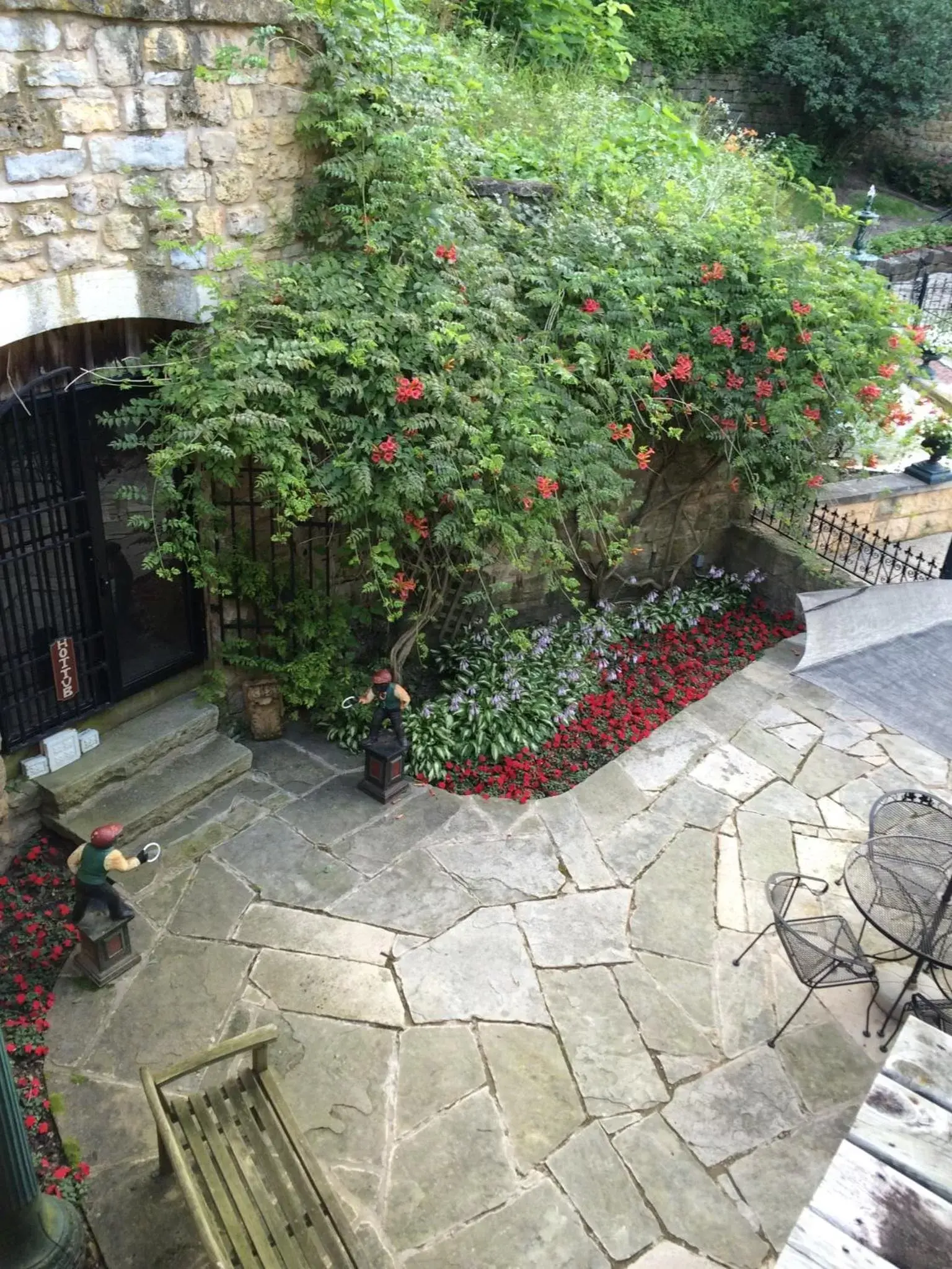 Patio in Riverboat Suites