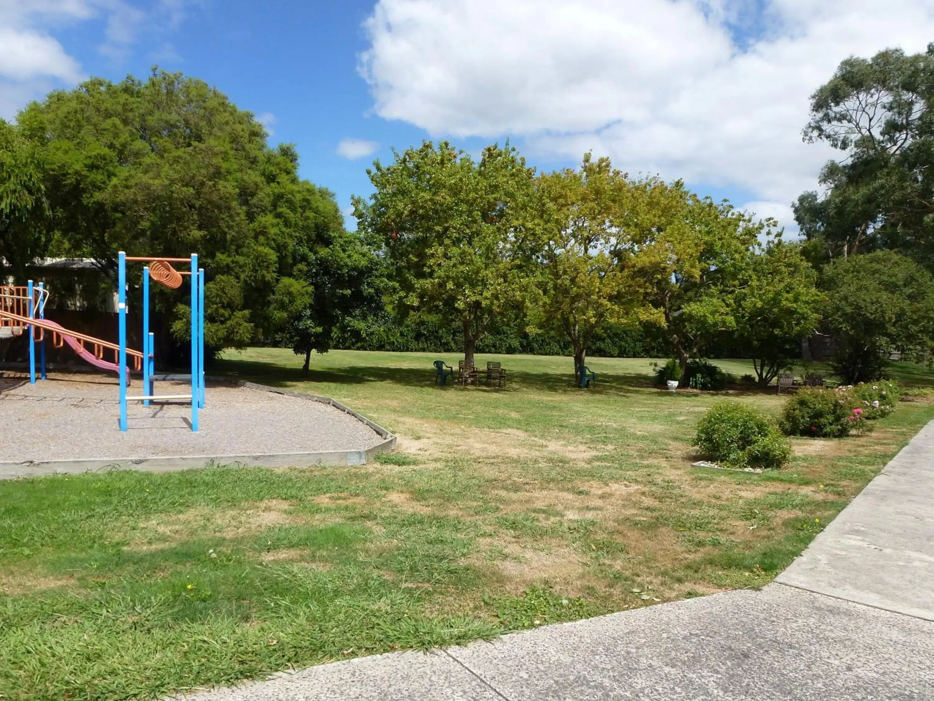 Children play ground in Healesville Motor Inn