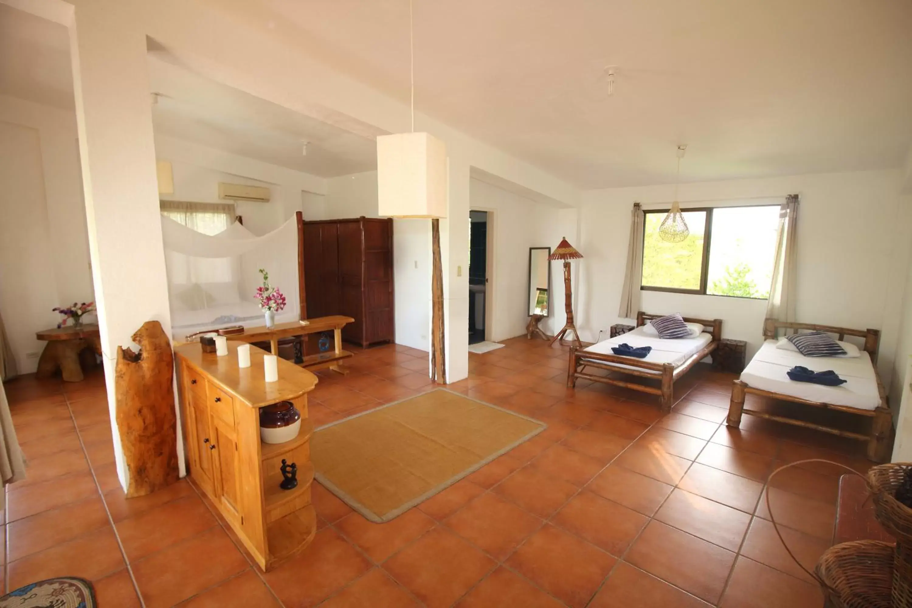 Photo of the whole room, Bed in The Blue Orchid Resort Photo of the whole room, Bed in The Blue Orchid Resort