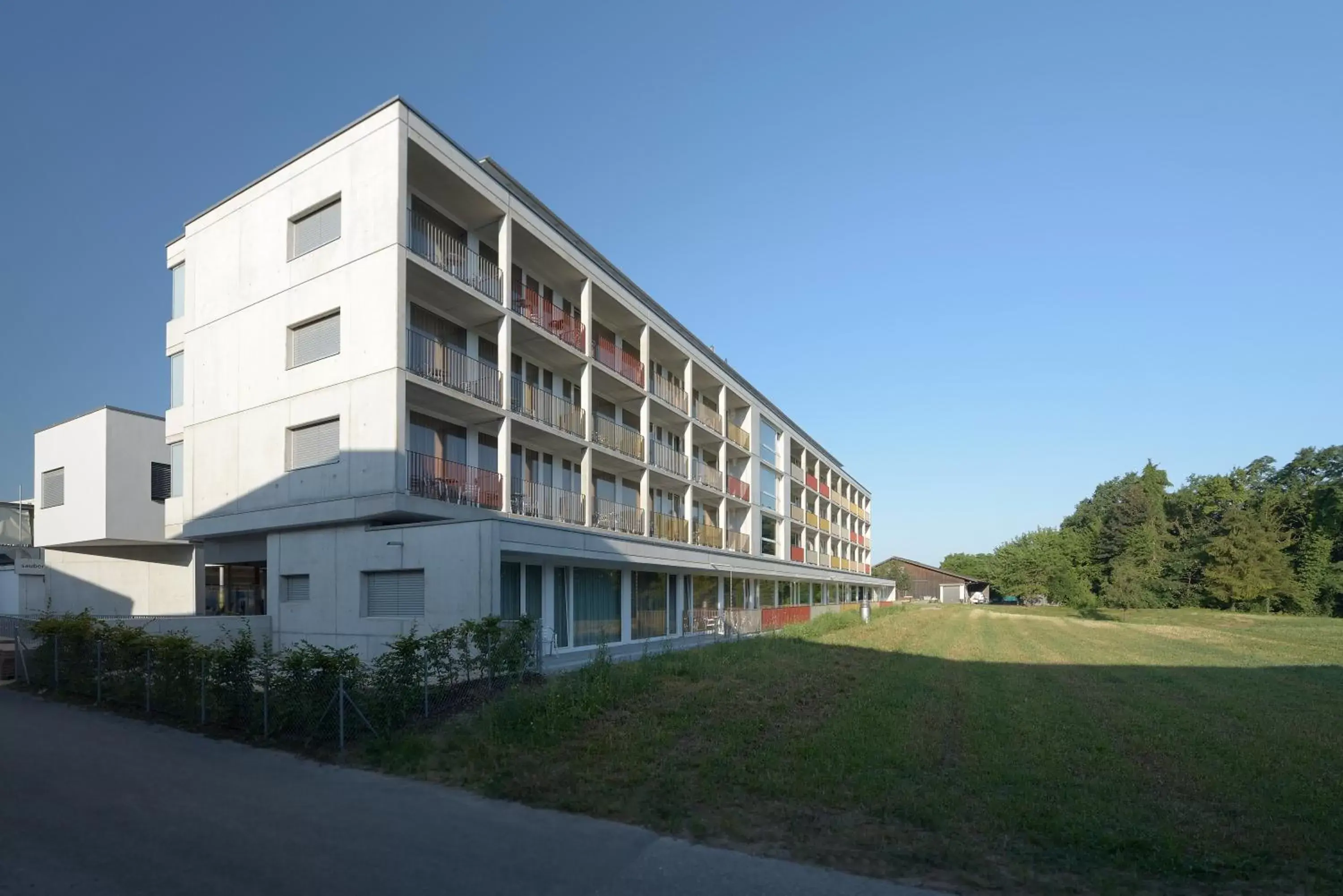 Facade/entrance, Property Building in Hotel Frauenfeld