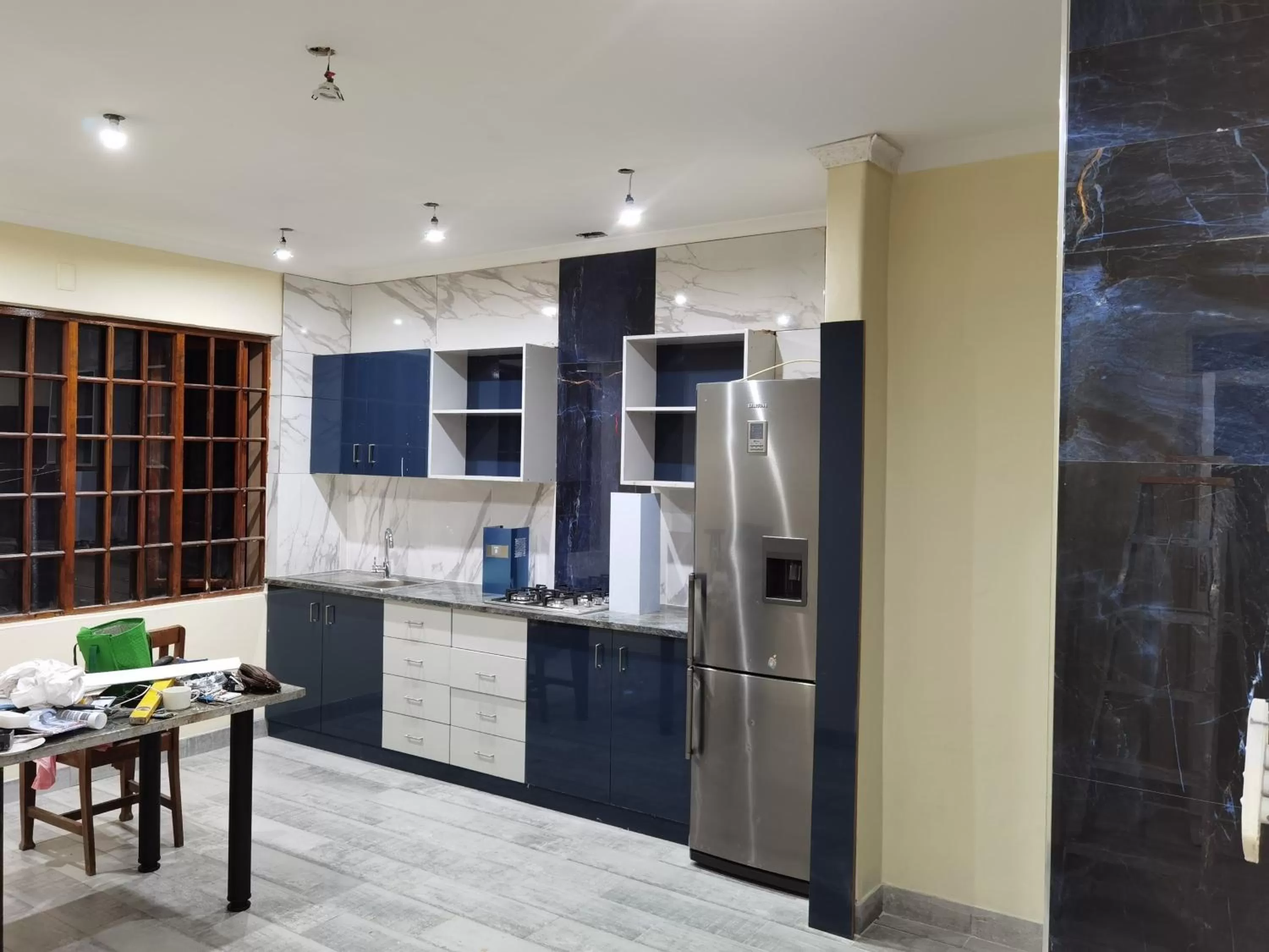 Kitchen or kitchenette in Gem of Manor drive