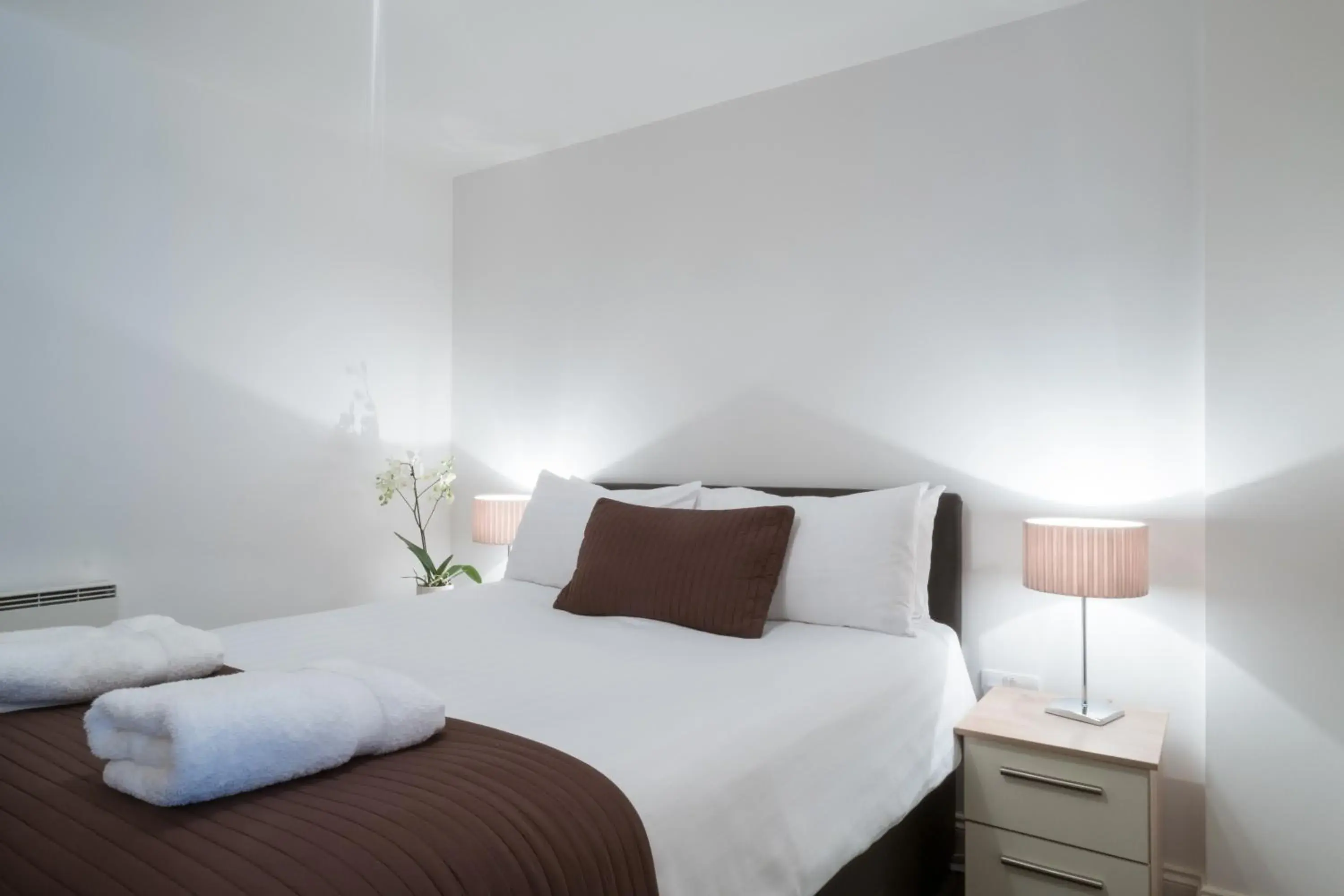 Bedroom, Bed in Base Serviced Apartments - Duke Street