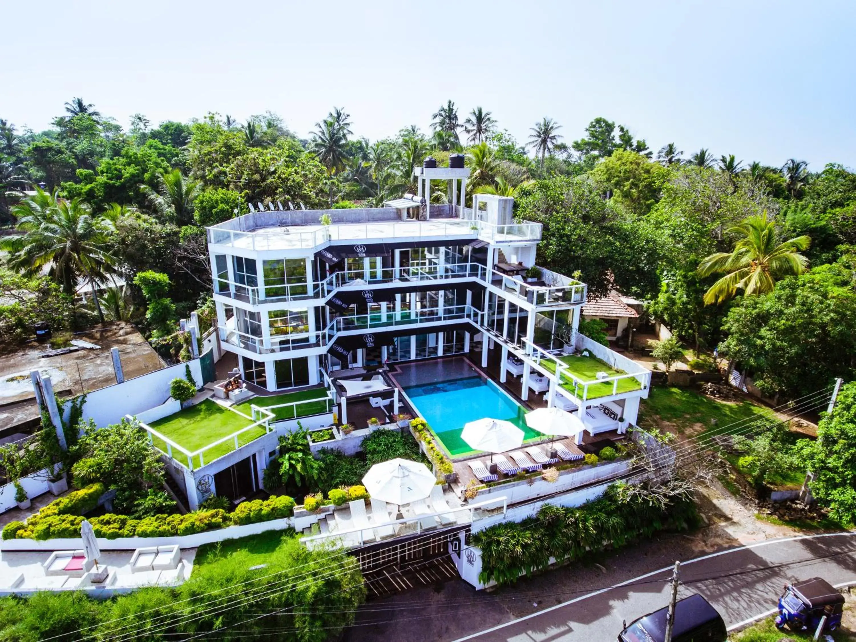 Property building, Bird's-eye View in Levels Unawatuna