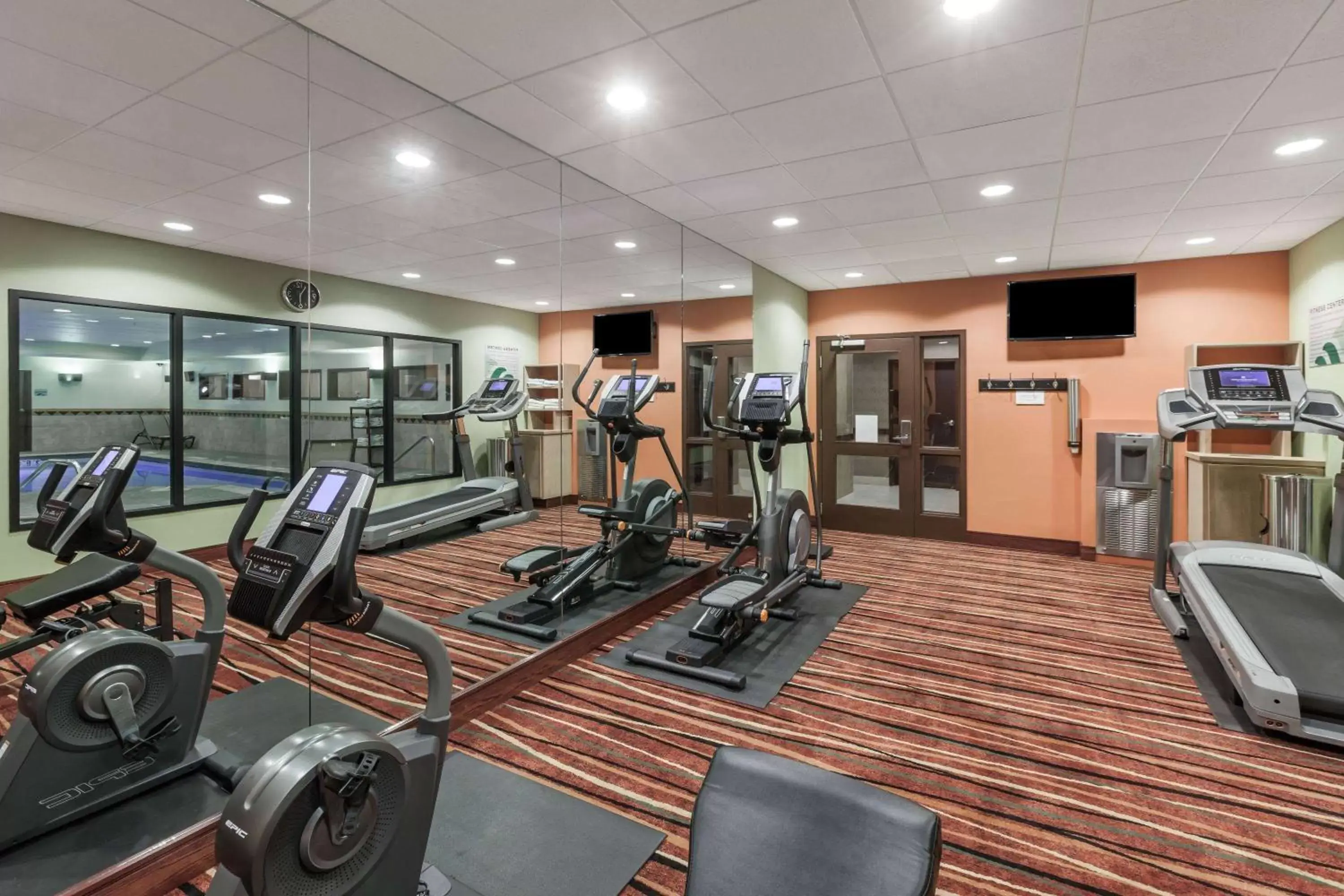 Fitness Center/Facilities in Wingate by Wyndham Tulsa