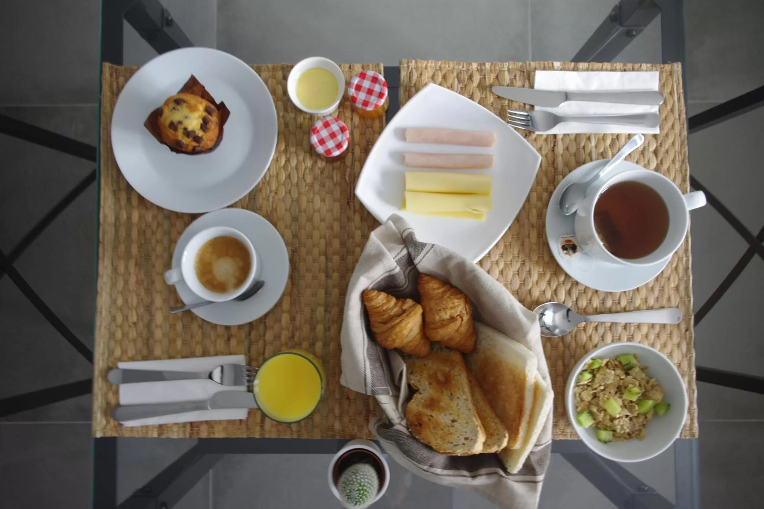 Buffet breakfast in MAGMA Rooms Playa Honda