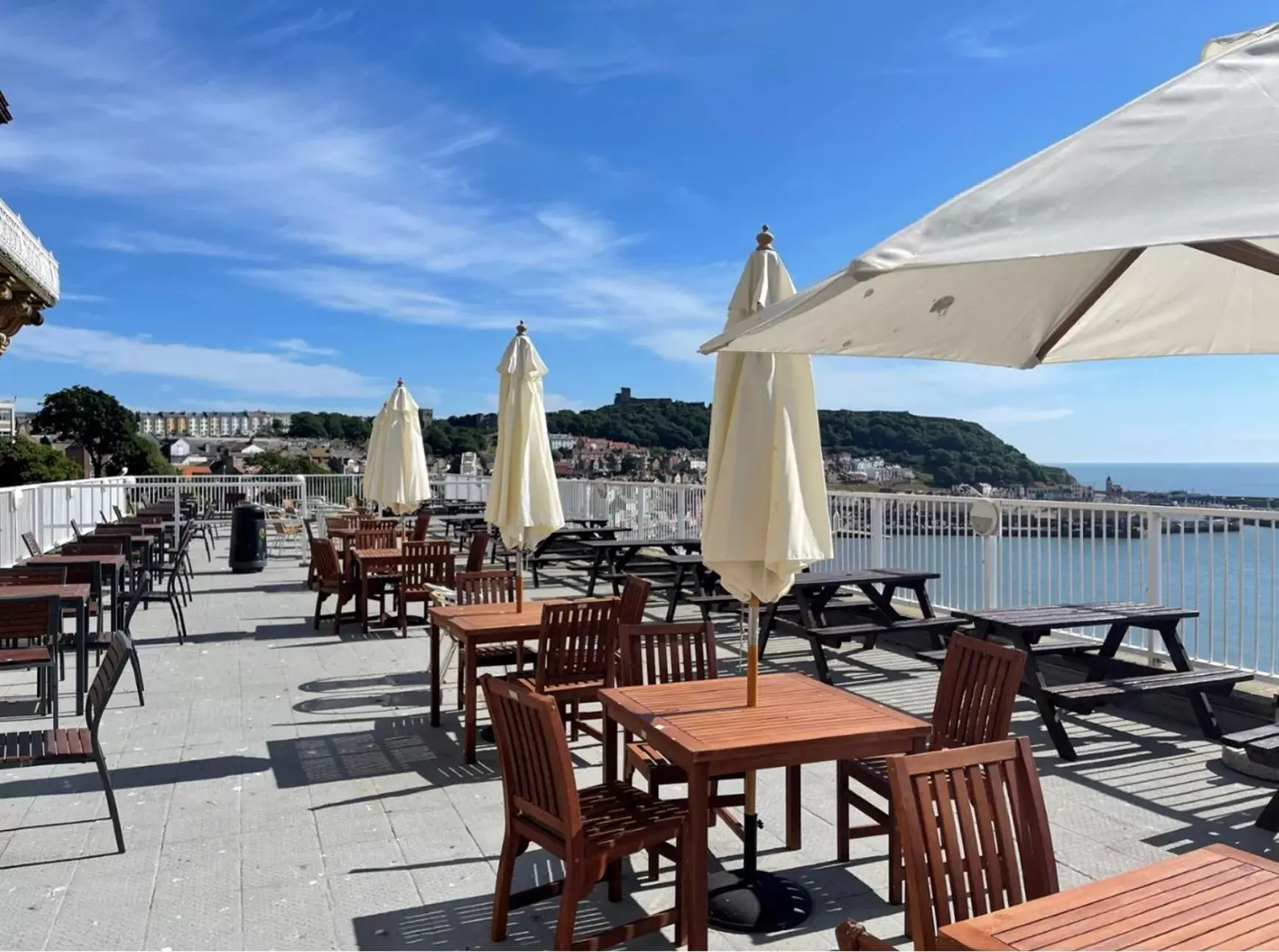 Balcony/Terrace, Restaurant/Places to Eat in The Grand Scarborough