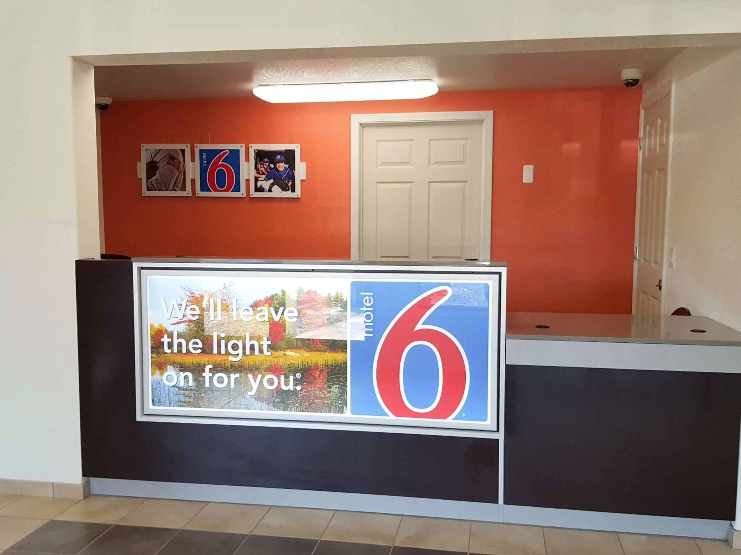 Property logo or sign, Lobby/Reception in Motel 6-Erie, PA