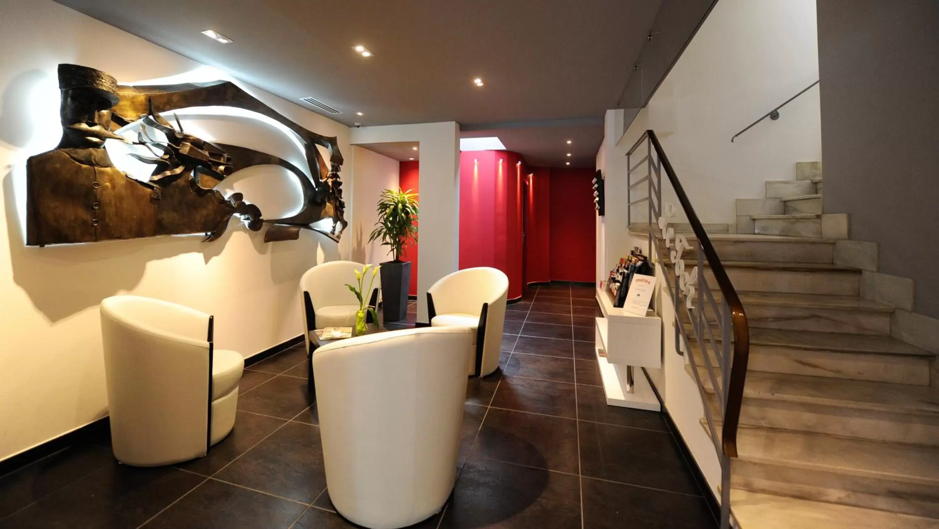 Lounge or bar, Lobby/Reception in Hôtel Foch