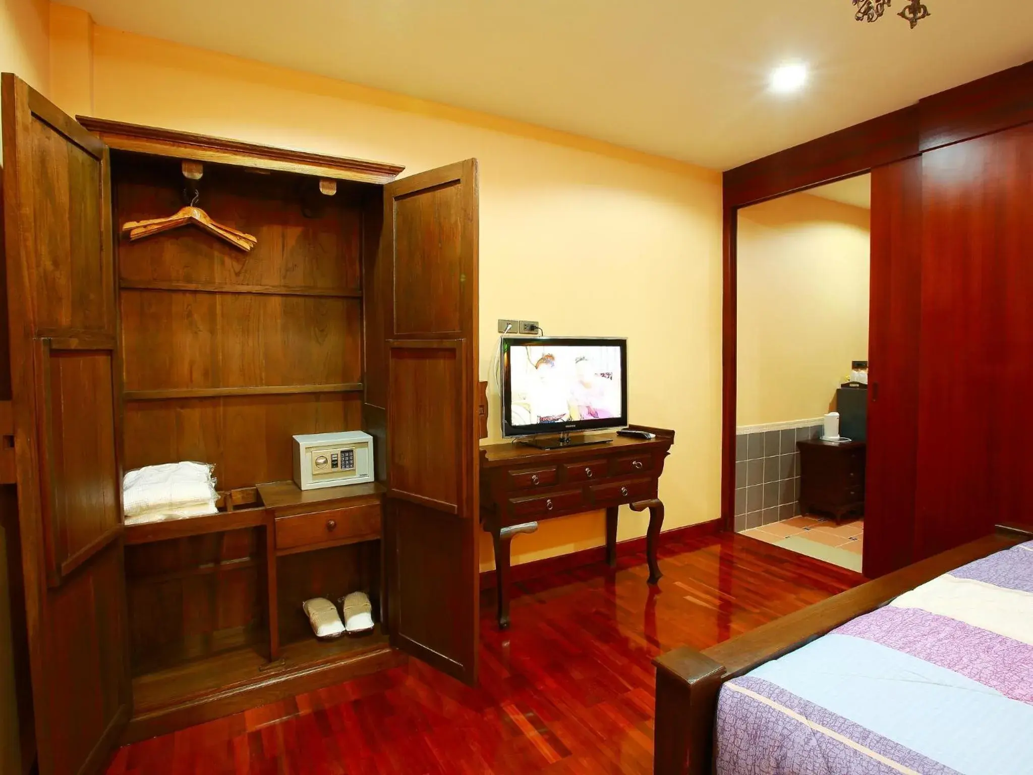 TV and multimedia, TV/Entertainment Center in At Chiang Mai - SHA Extra Plus